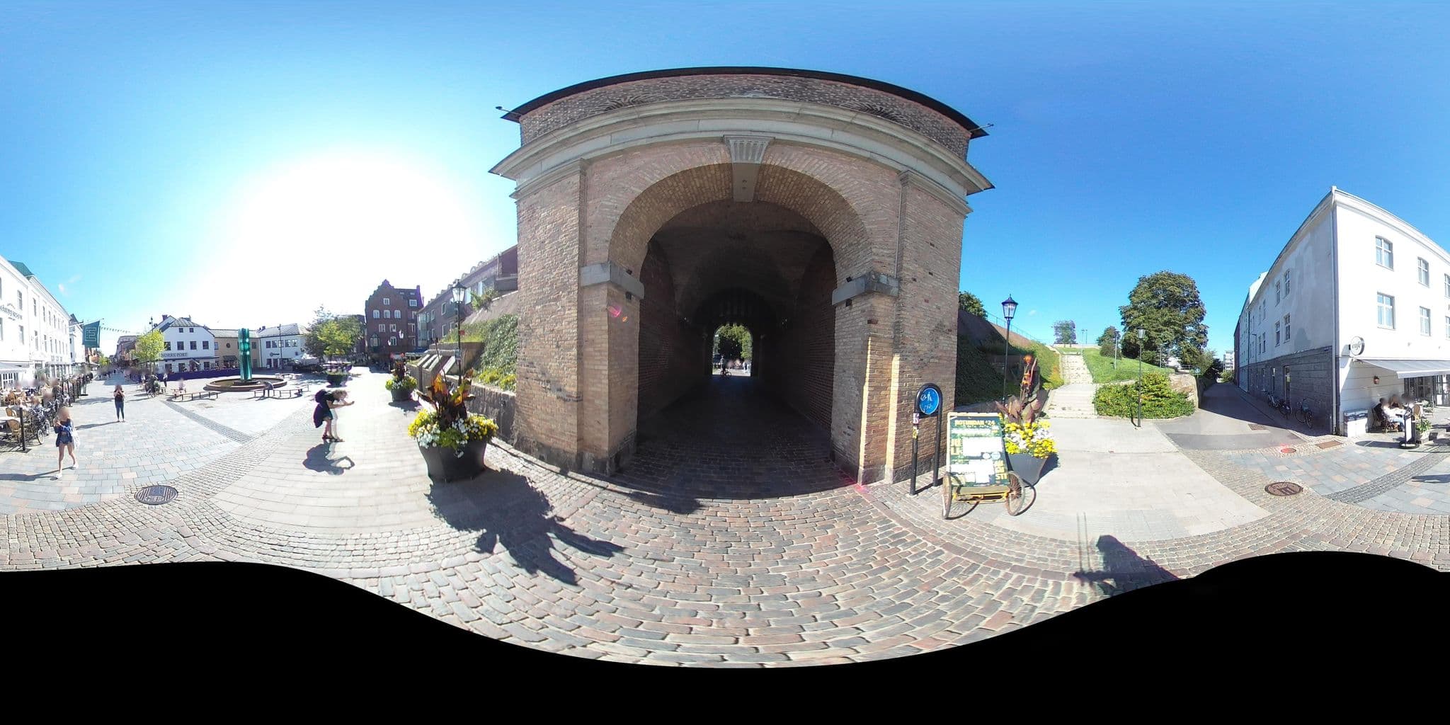 Street view near hotell mårtenson (anno 1858), Halmstad — © AmOosm (CC BY-SA · Mapillary)
