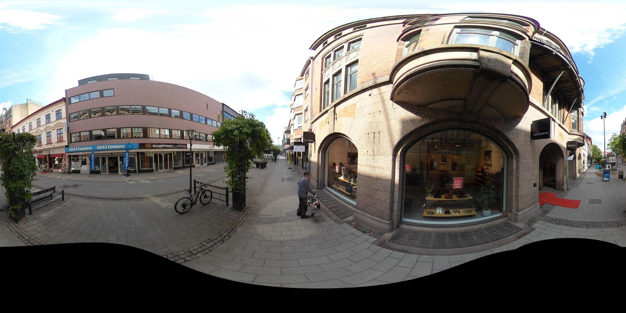Street view near Nilsson & Company, Halmstad — © AmOosm (CC BY-SA · Mapillary)