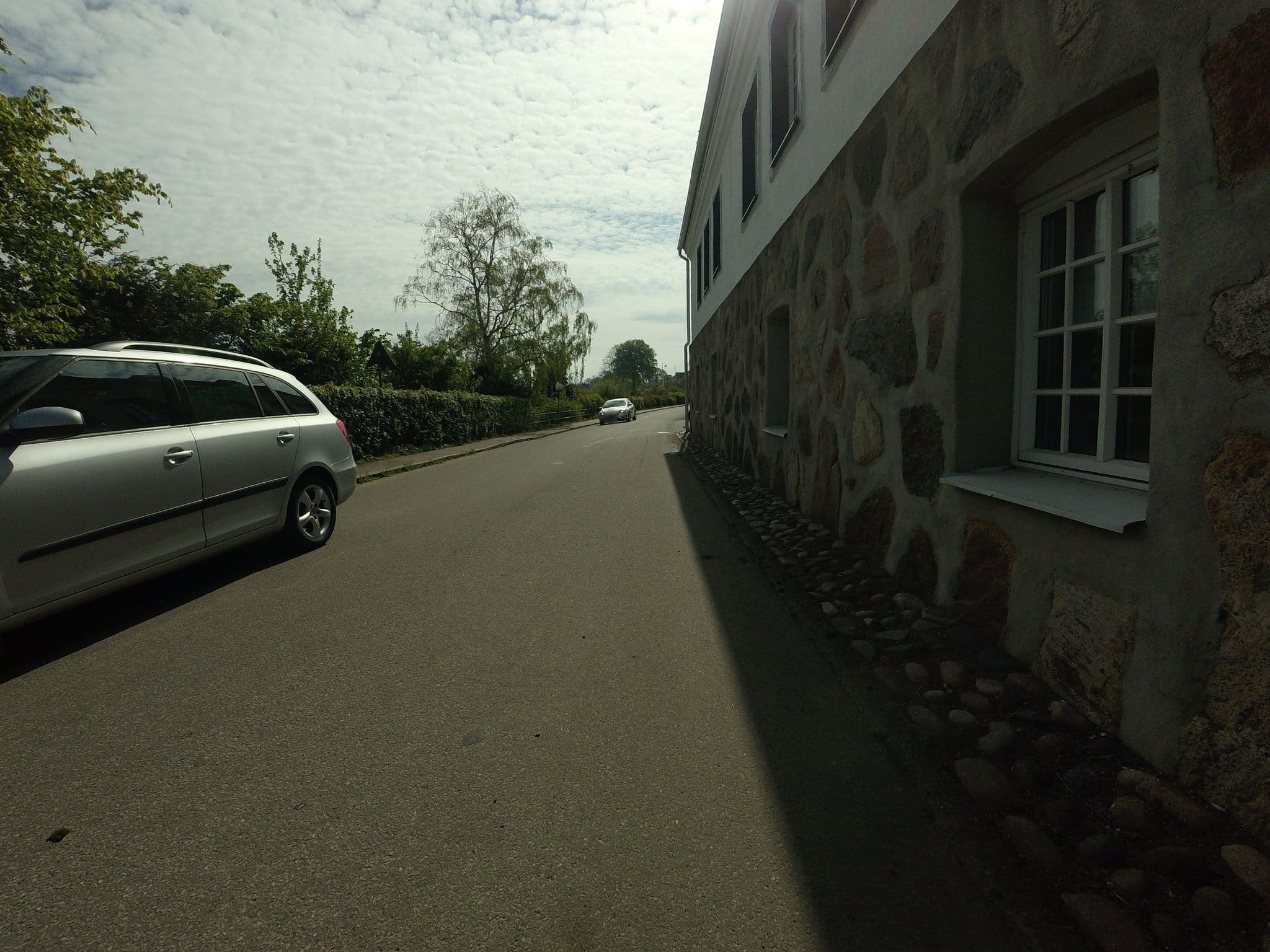 Street view near Rusthallergarden, Jonstorp — © larshelmin (CC BY-SA · Mapillary)
