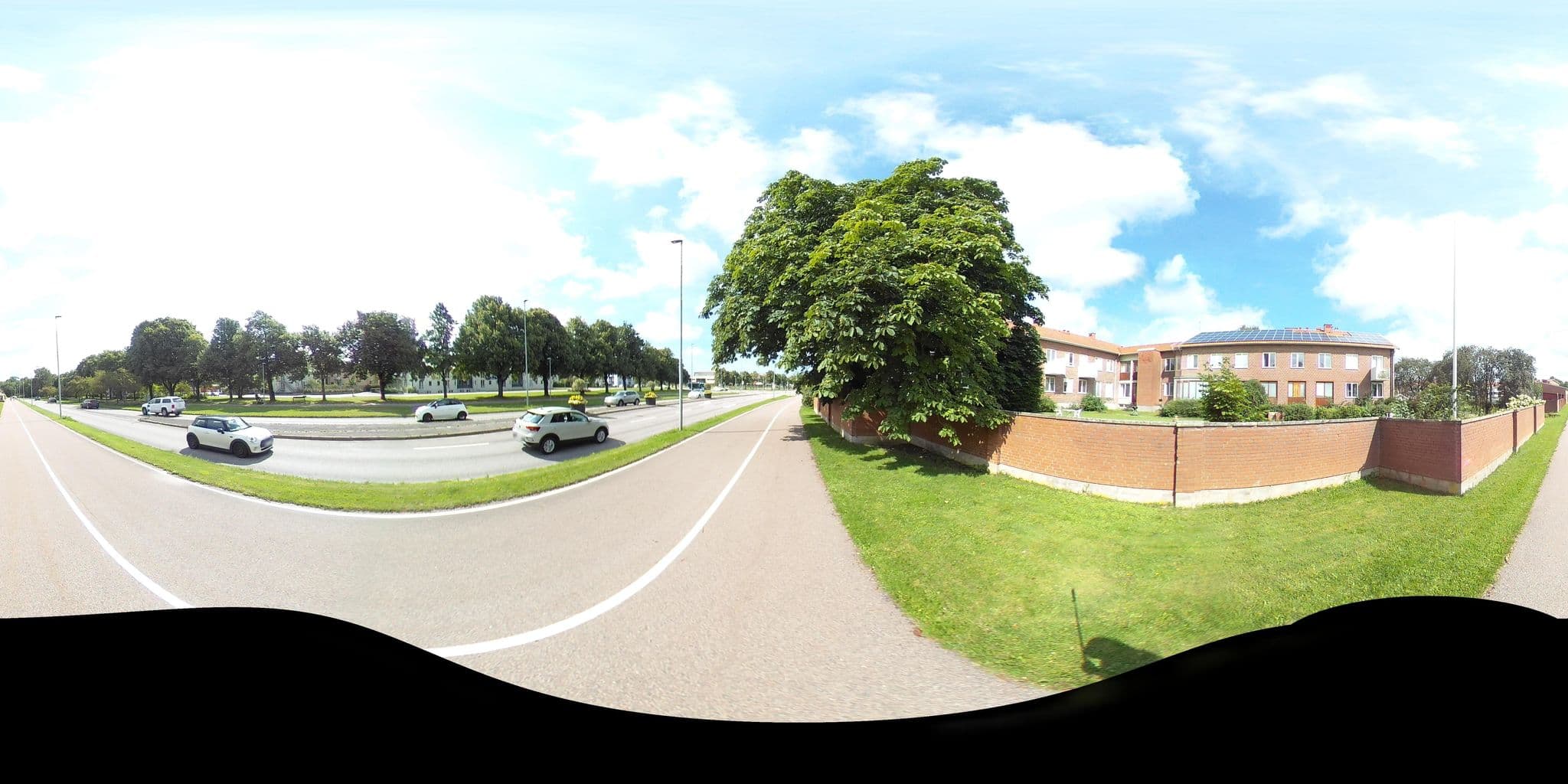 Street view near Gunnar Hallonsten, Halmstad — © AmOosm (CC BY-SA · Mapillary)