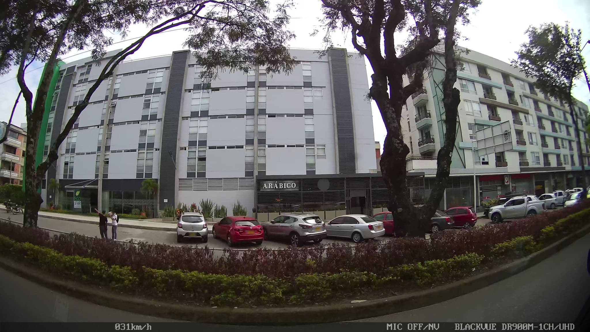 Street view near Hotel Ecostar, Ibagué — © kaart_2 (CC BY-SA · Mapillary)