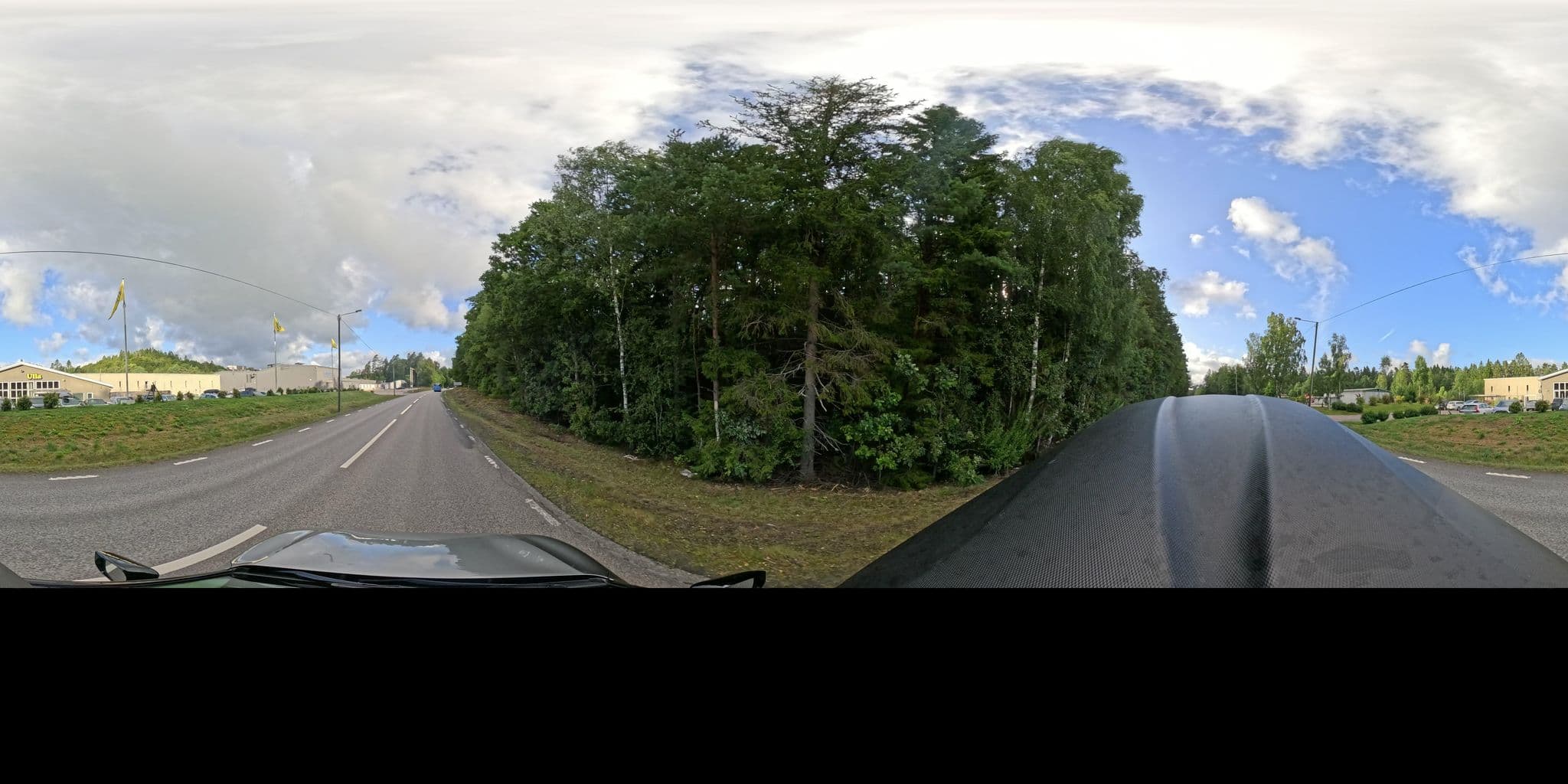 Street view near Hotell Ulla, Tvååker — © thewizard (CC BY-SA · Mapillary)