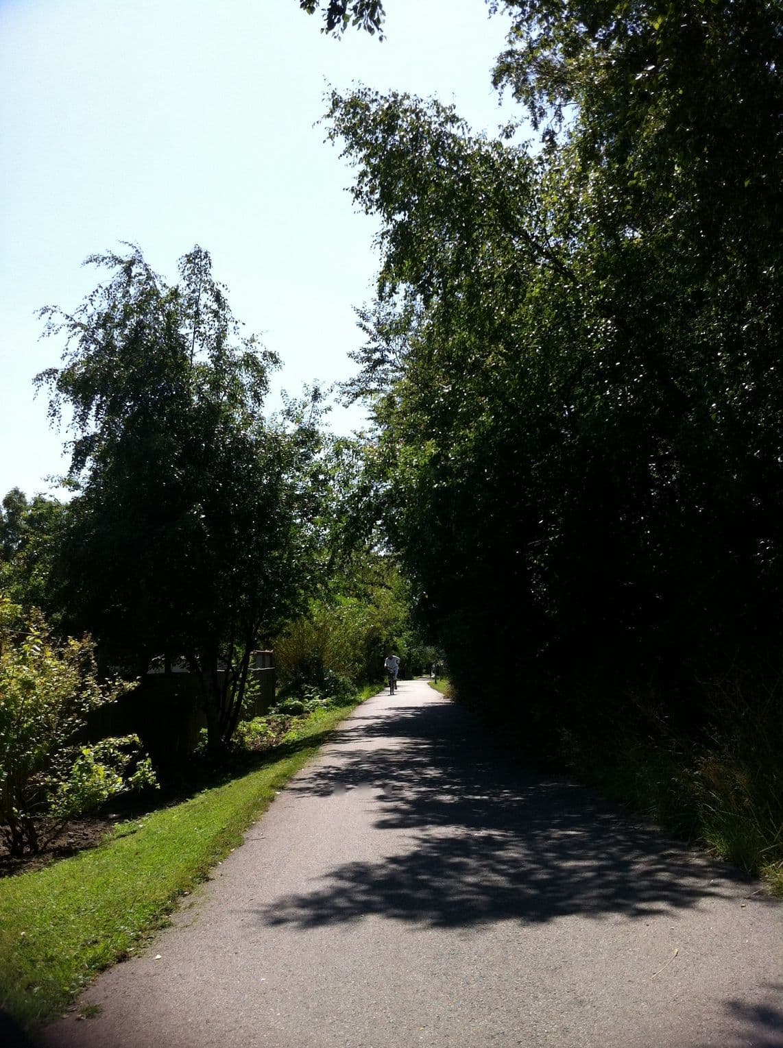 Street view near Walsh, Barbro, Höganäs — © ugz (CC BY-SA · Mapillary)