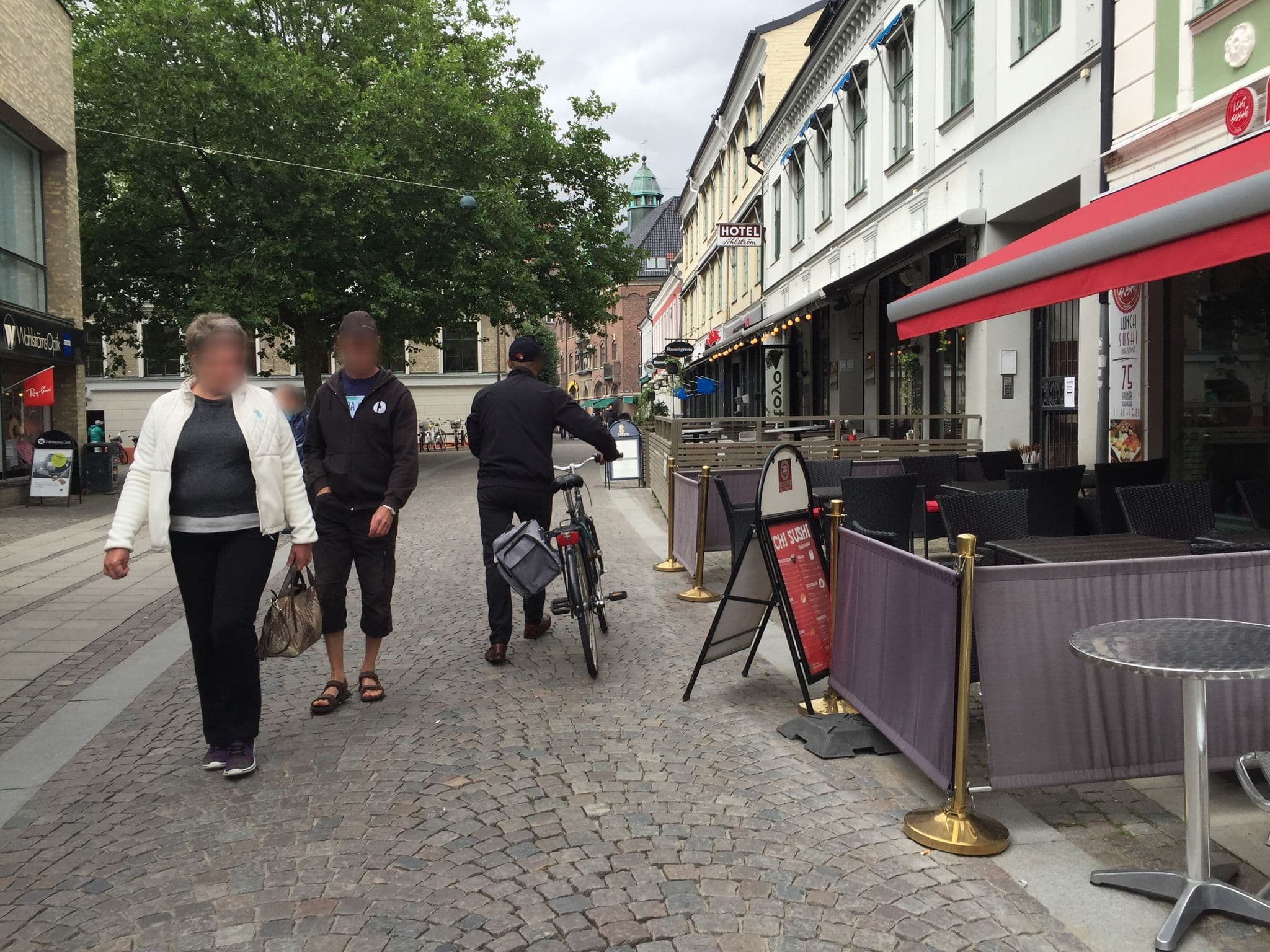 Street view near Hotell Ahlstrom, Lund — © geogrof (CC BY-SA · Mapillary)
