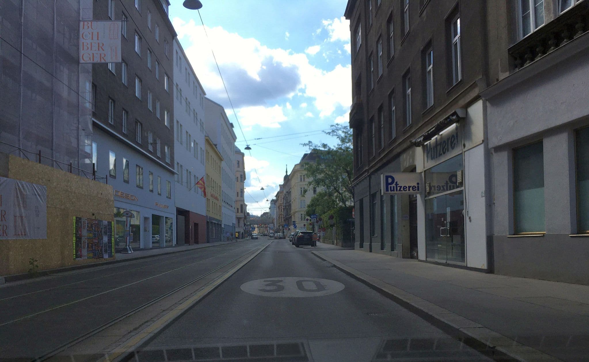 Street view near Pension Ani, Josefstadt — © istefanos (CC BY-SA · Mapillary)
