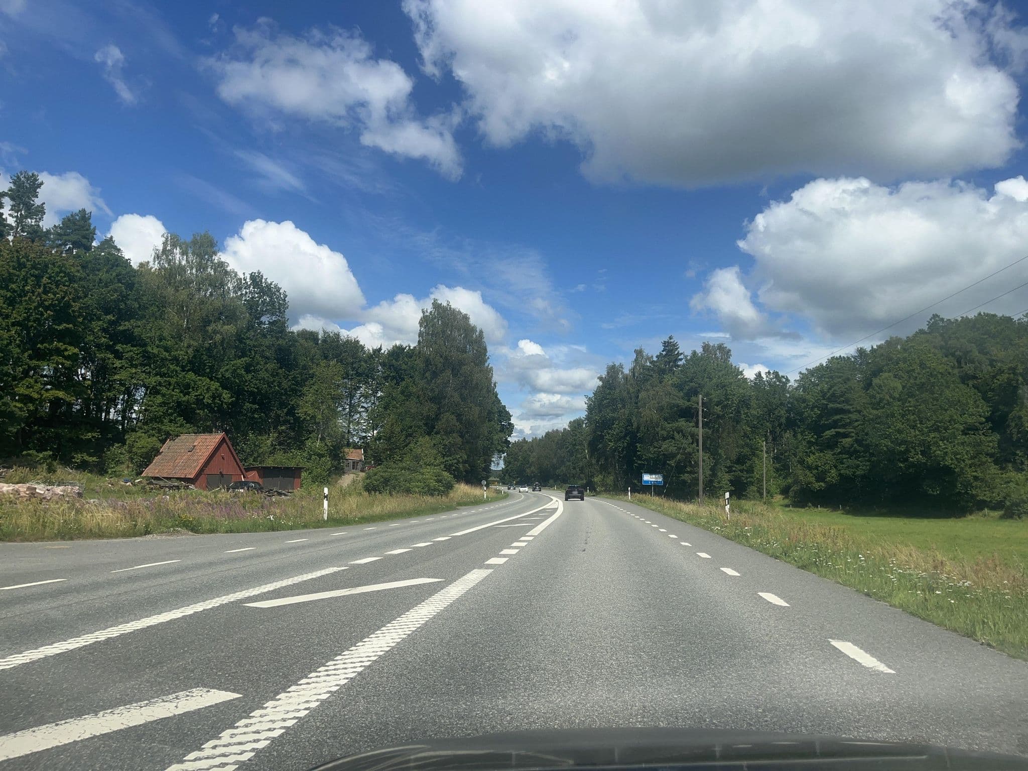 Street view near Vittfarnas vikingaby, Sösdala — © fod (CC BY-SA · Mapillary)