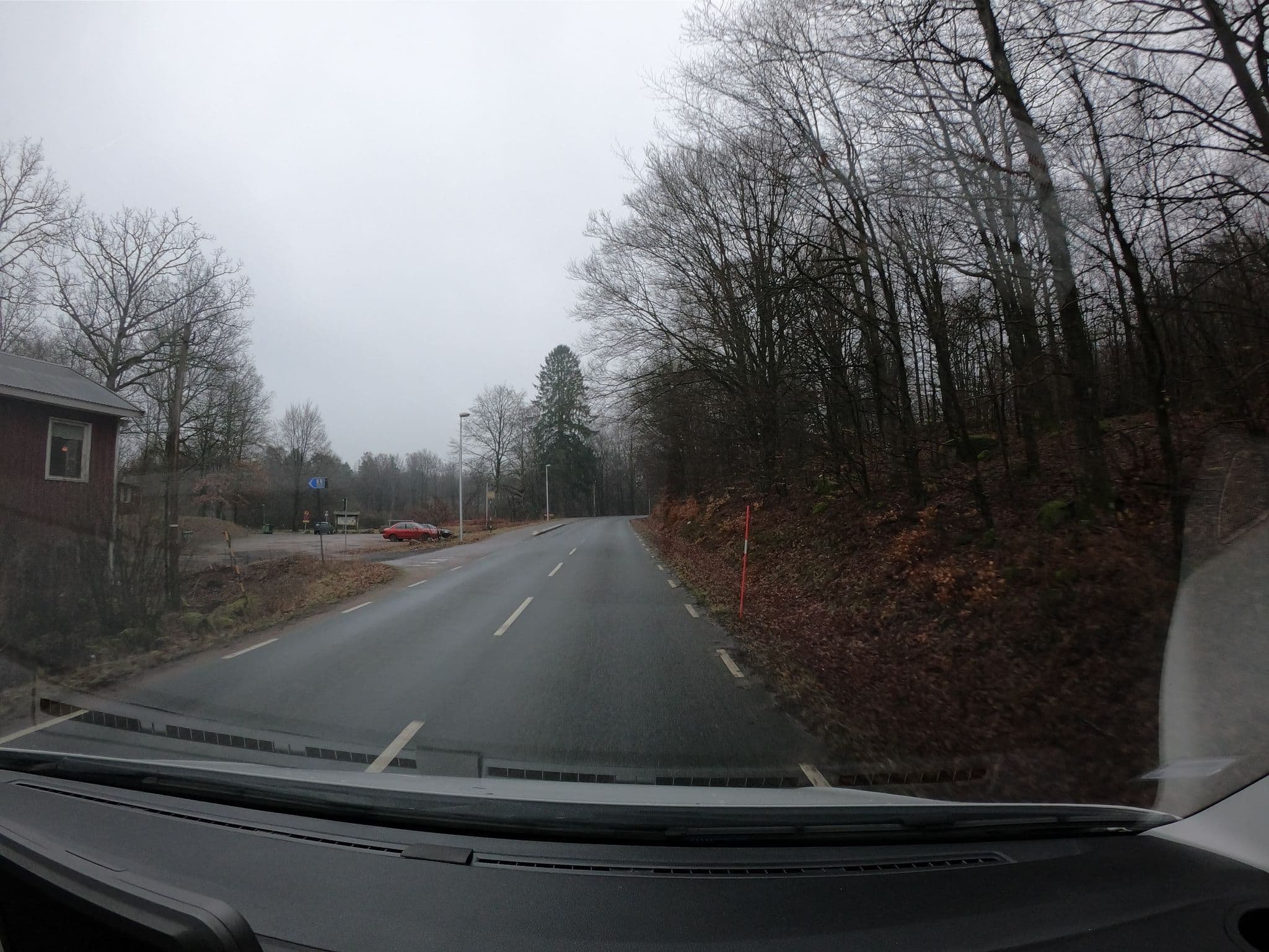 Street view near Stfvandrarhemhoor, Höör — © abuzaidh (CC BY-SA · Mapillary)