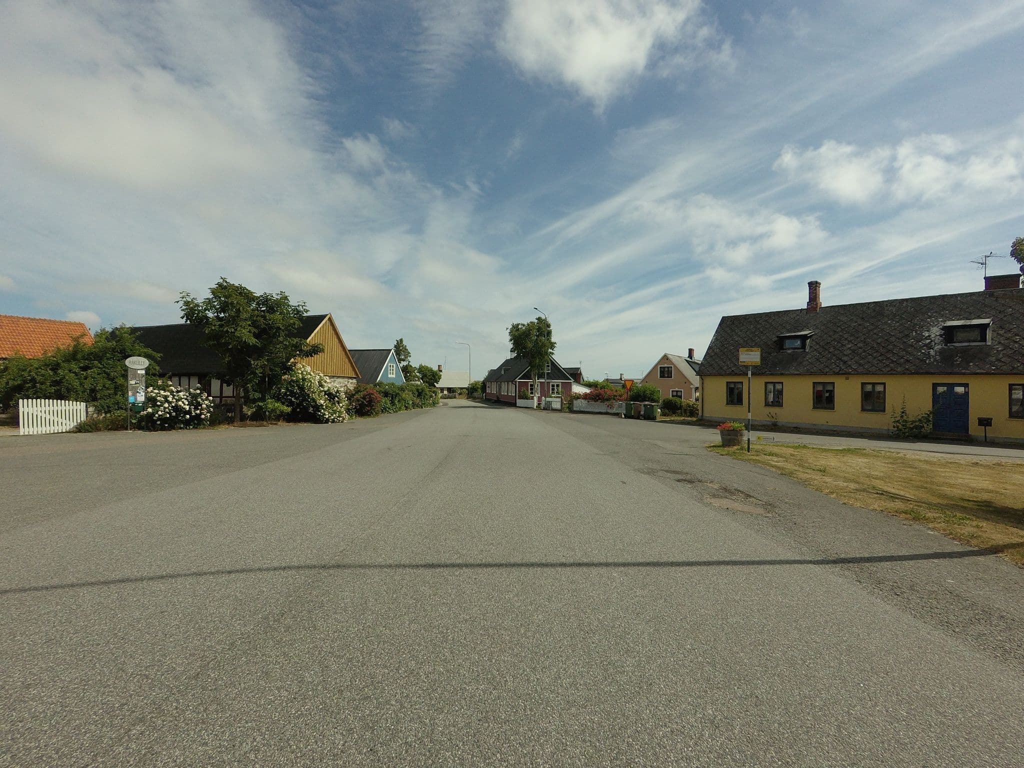 Street view near Råkulle, Simrishamn — © larshelmin (CC BY-SA · Mapillary)