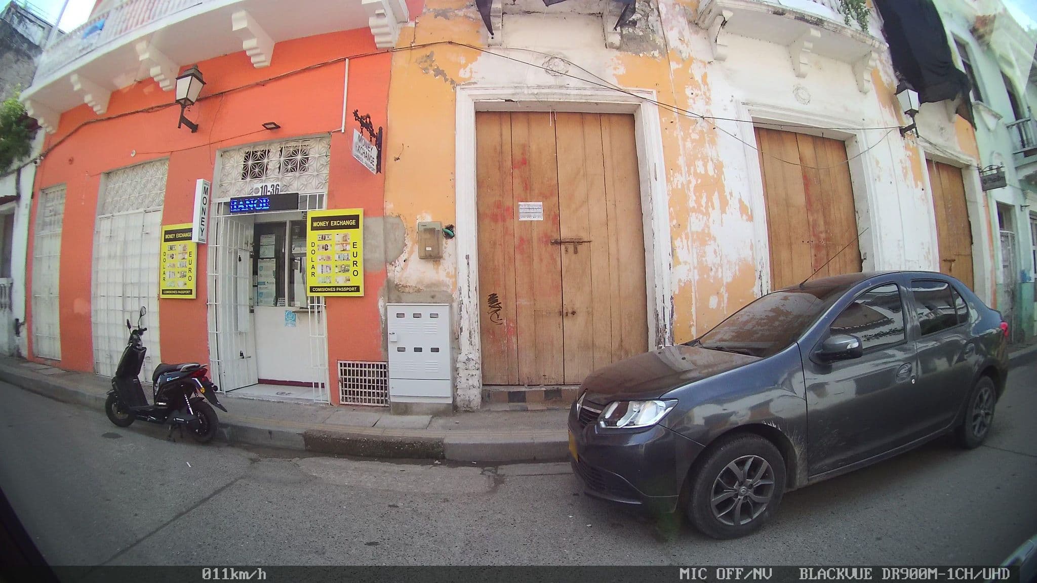 Street view near Hotel La Española, Cartagena — © kaart_2 (CC BY-SA · Mapillary)