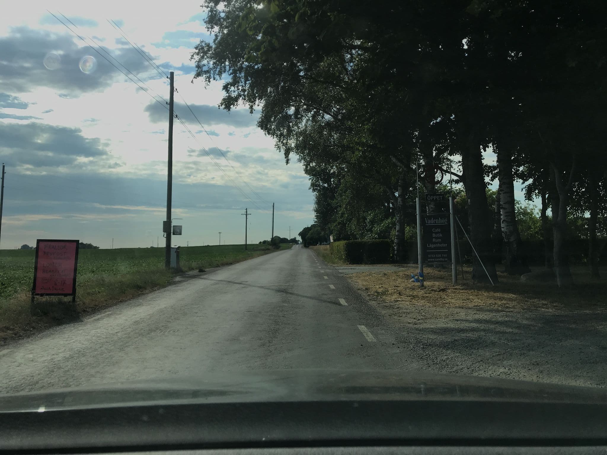 Street view near Vadenhög, Gärsnäs — © jorchr (CC BY-SA · Mapillary)
