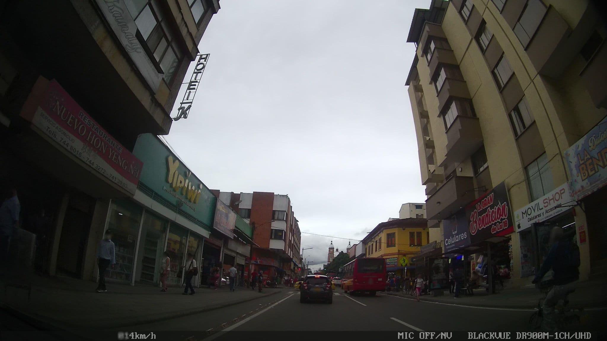 Street view near Hotel Imperio Real, Armenia — © kaart_2 (CC BY-SA · Mapillary)