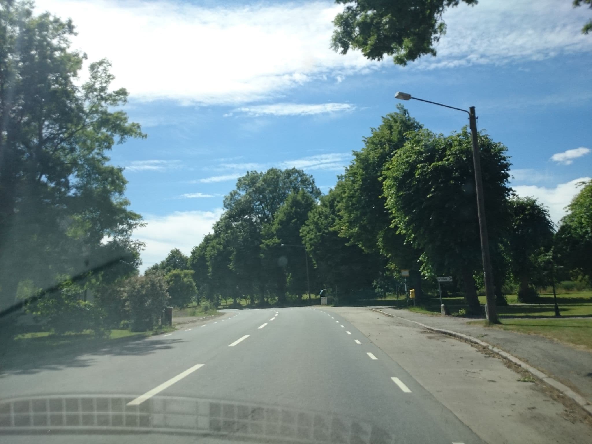 Street view near Gästgifvaregården, Köpingebro — © peterneubauer (CC BY-SA · Mapillary)
