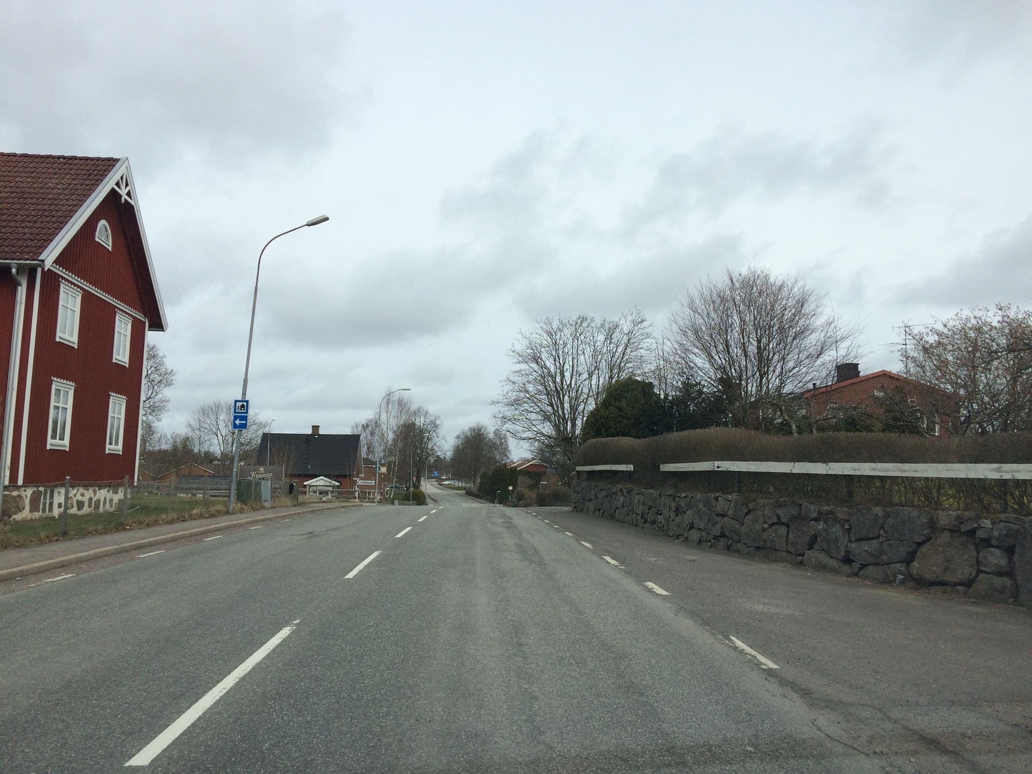 Street view near Hantverksgården Servering och Vandrarhem, Lönsboda — © cnbg (CC BY-SA · Mapillary)