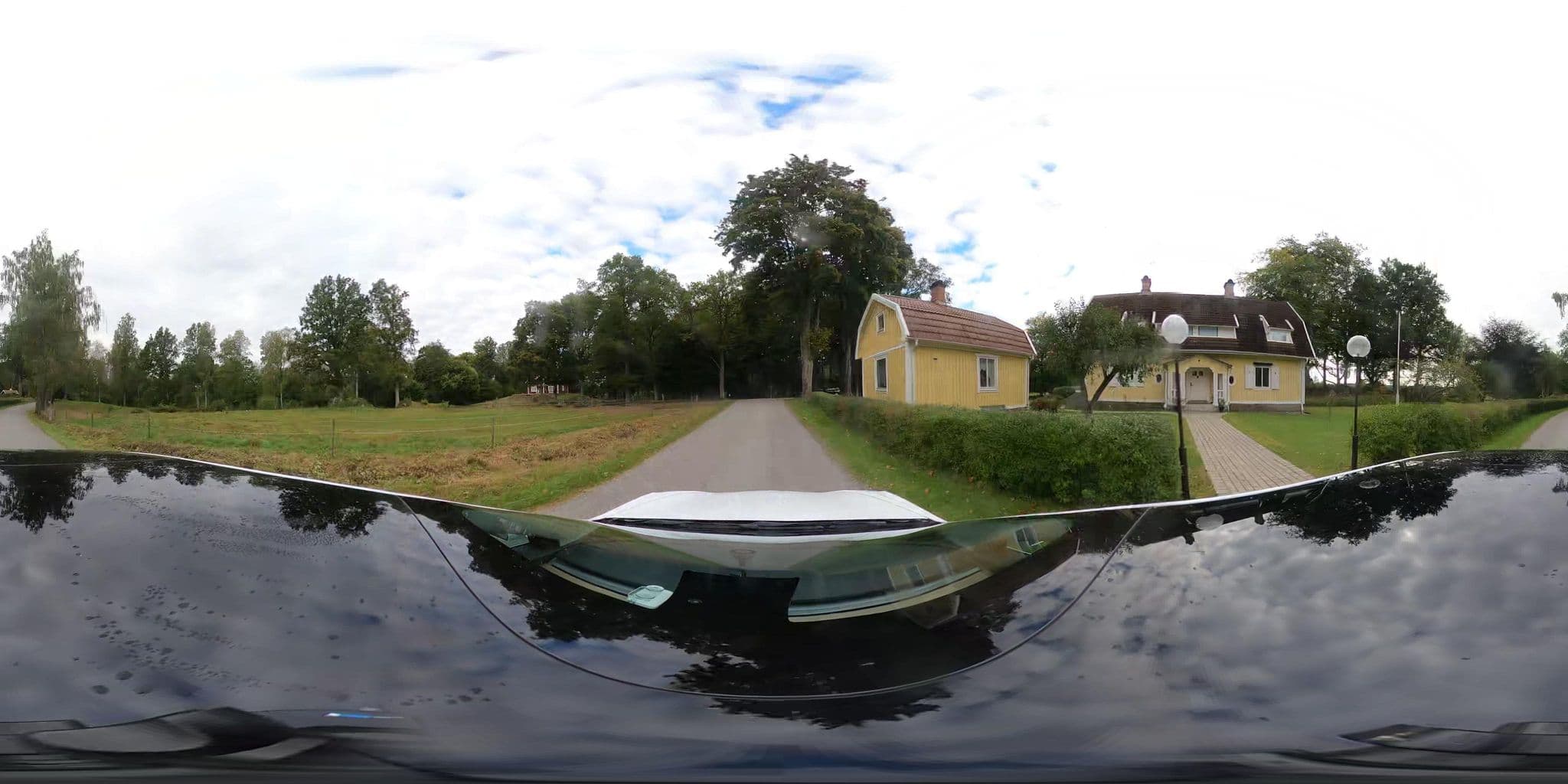 Street view near Rotorua Consultancy, Älmhult — © peterleth (CC BY-SA · Mapillary)