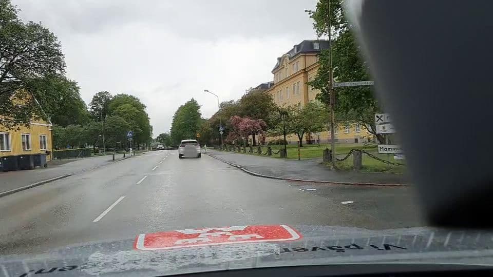 Street view near Kronans B&B, Hässleholm — © roadroid (CC BY-SA · Mapillary)