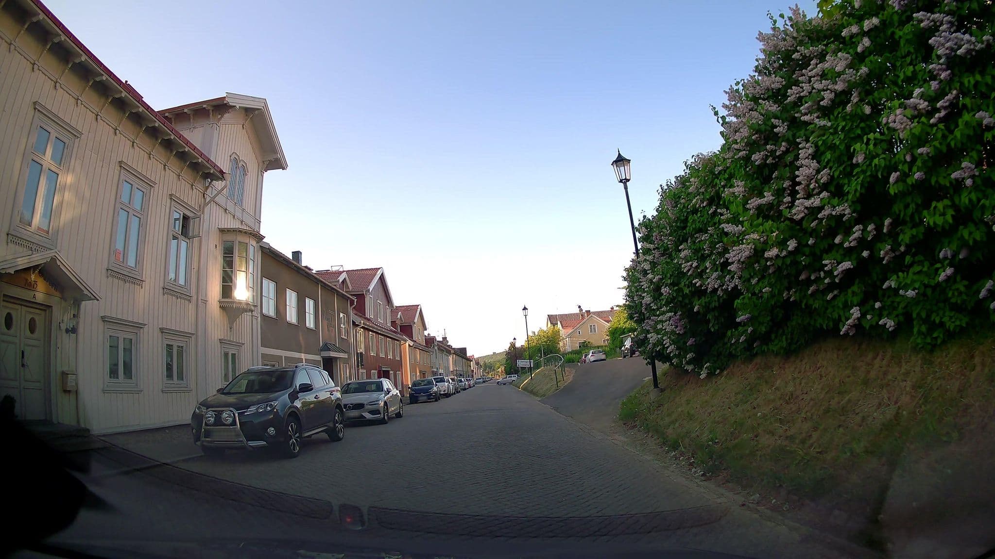 Street view near Pensionat Brahegatan, Gränna — © bruno360 (CC BY-SA · Mapillary)