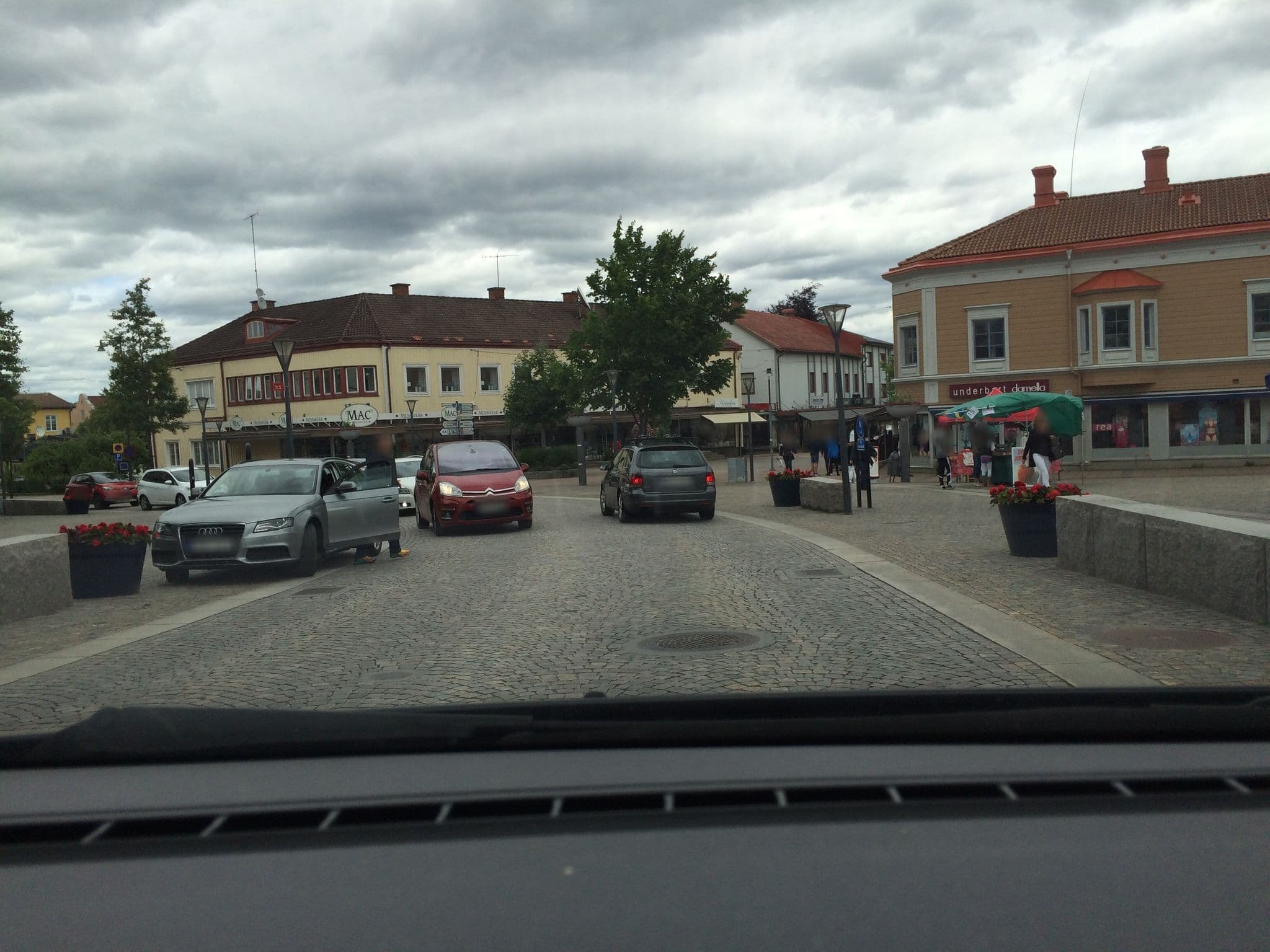 Street view near Design hotellet, Värnamo — © hajak (CC BY-SA · Mapillary)