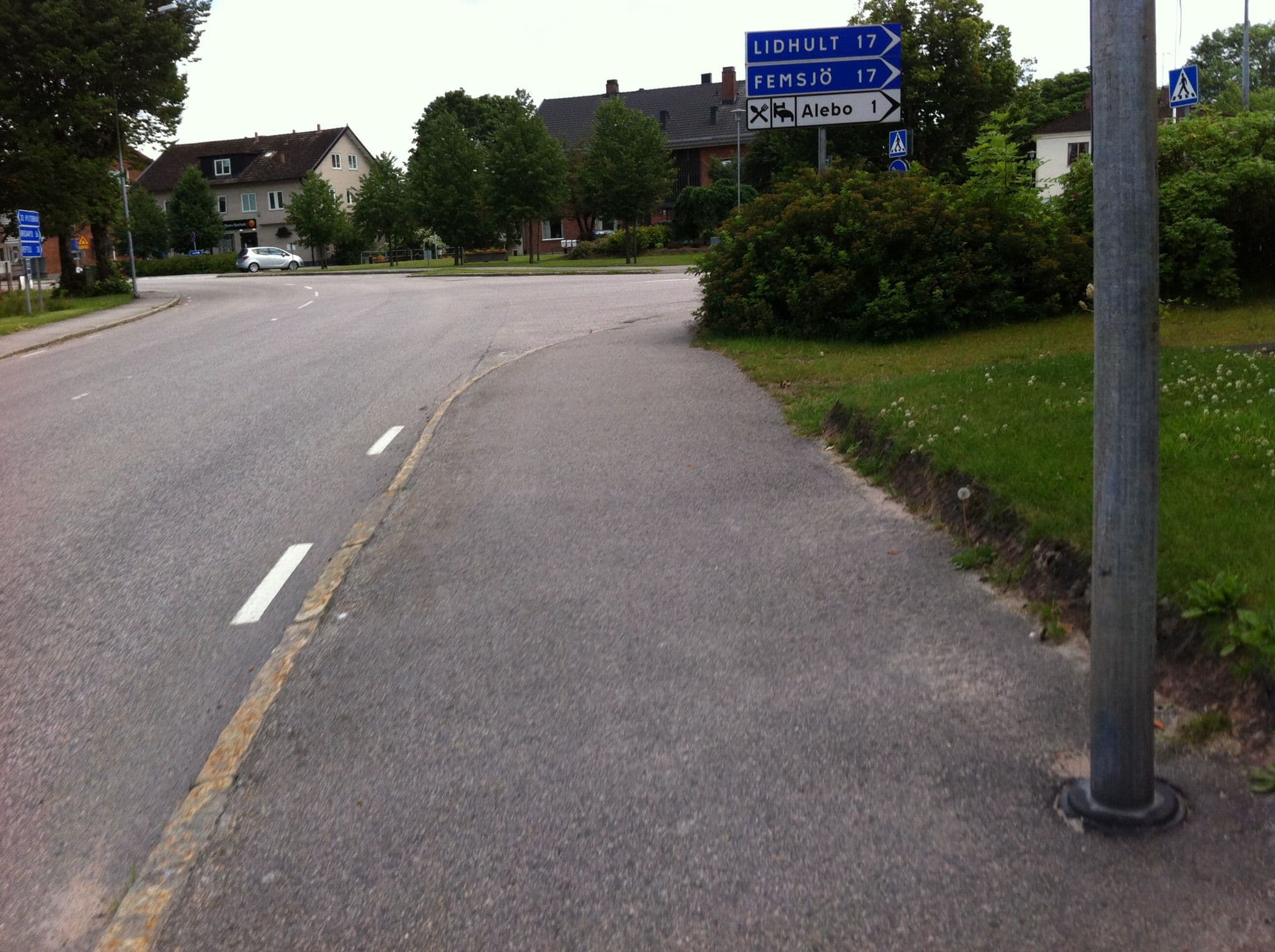 Street view near Gästhus Hollands Län i Hallands Län, Hyltebruk — © rili6537g (CC BY-SA · Mapillary)