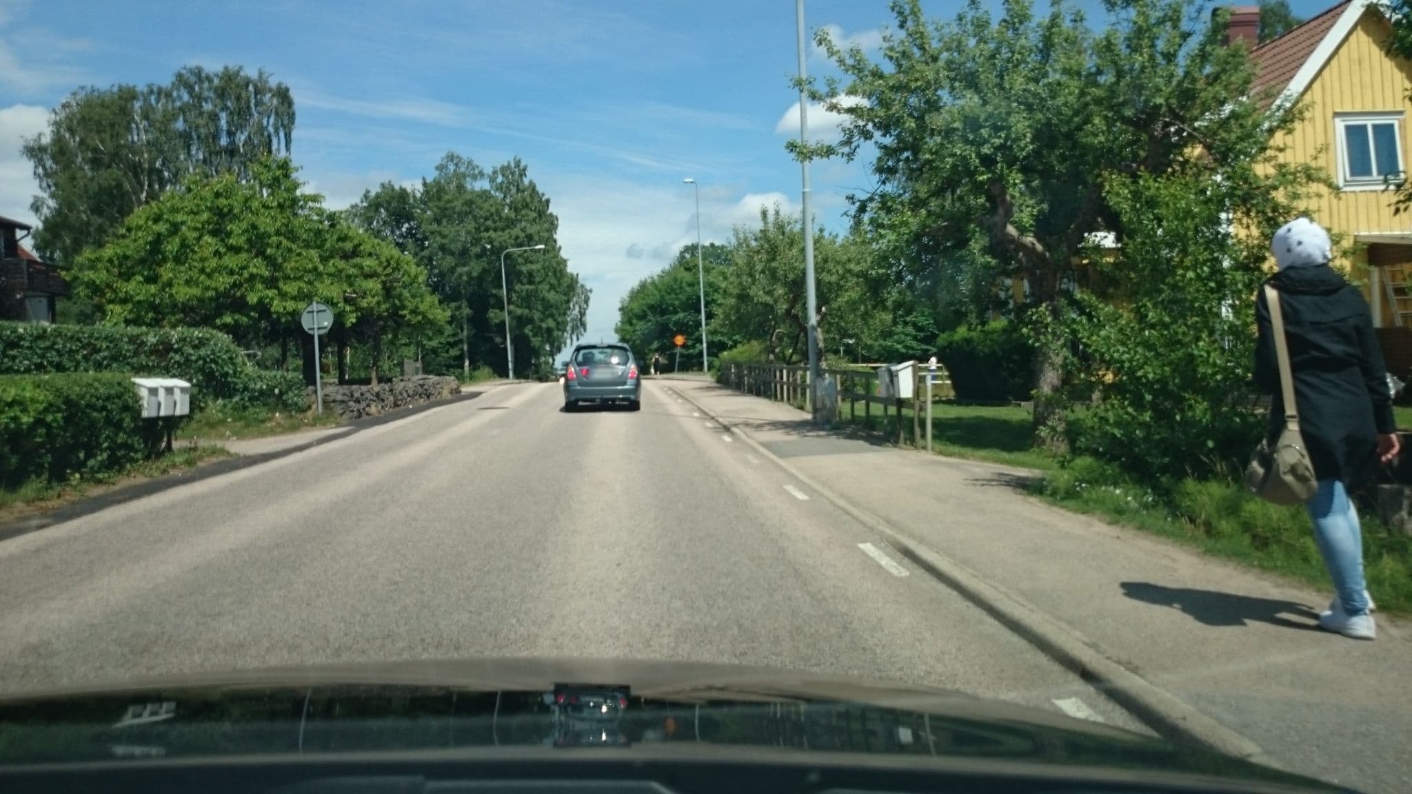 Street view near Ungkarlshotellet, Hyltebruk — © rili6537 (CC BY-SA · Mapillary)