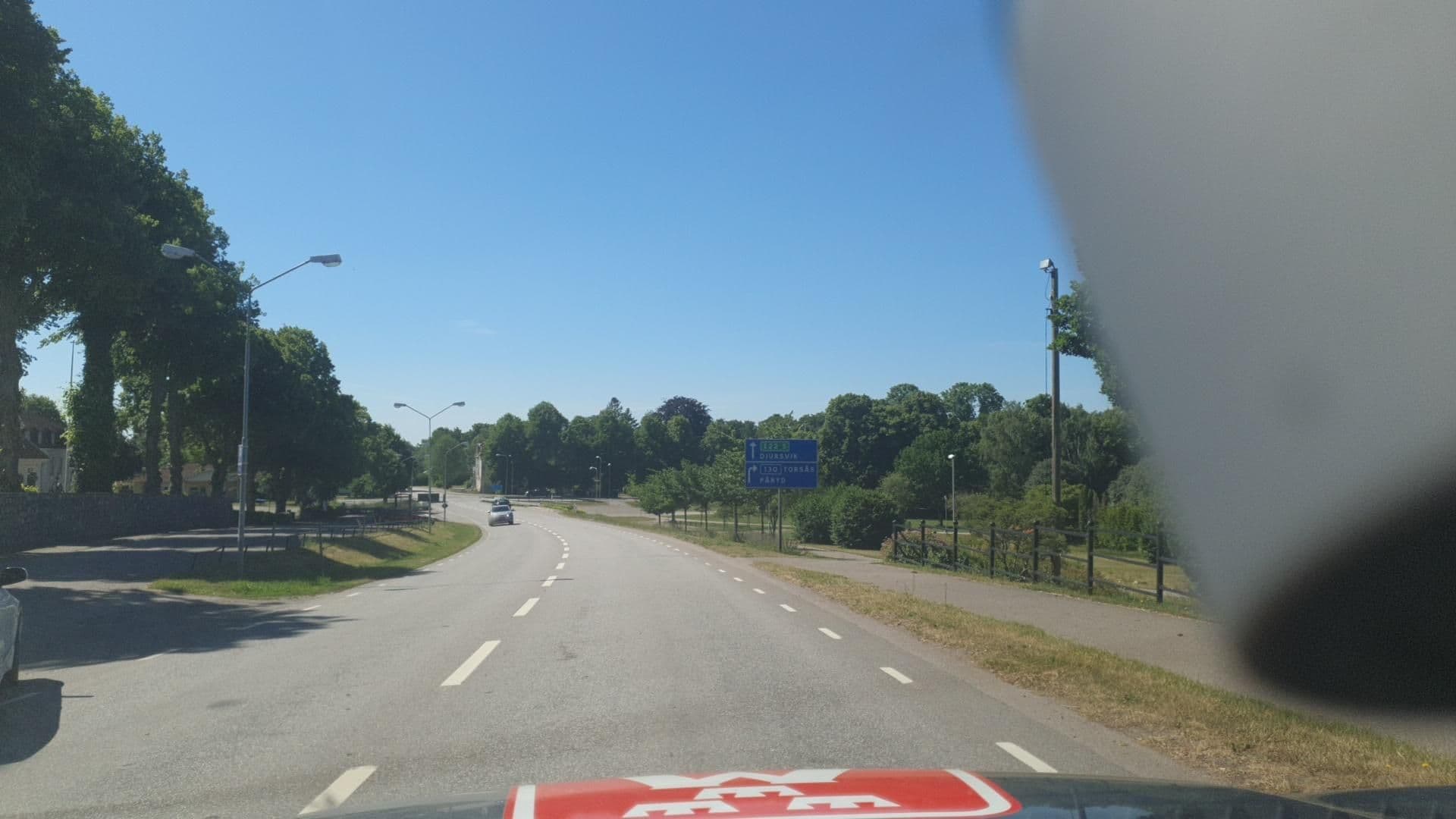 Street view near Stufvenäs Gästgifveri, Torsås — © roadroid (CC BY-SA · Mapillary)