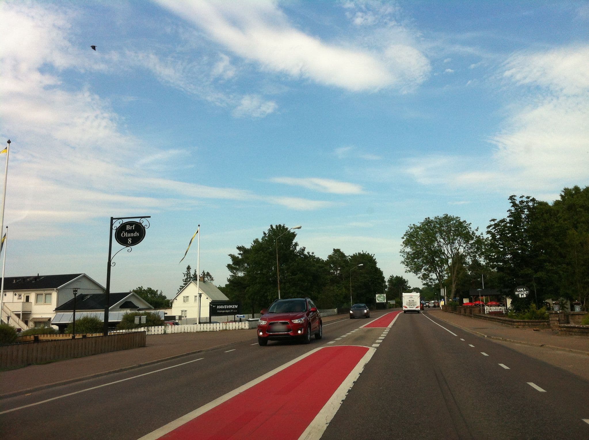 Street view near Gamla Bryggeriet B&B, Borgholm — © ugz (CC BY-SA · Mapillary)
