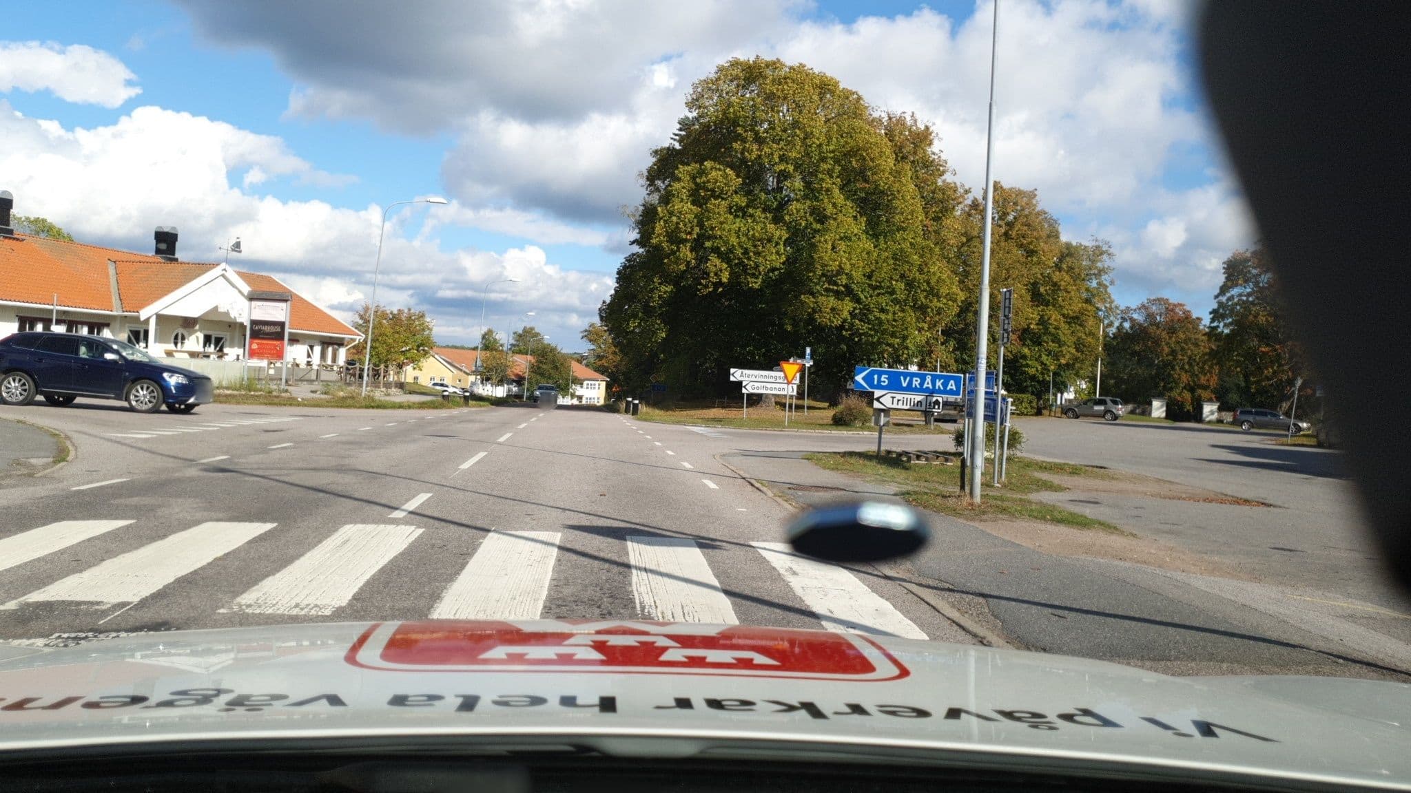 Street view near Trillin STF Vandrarhem/Youth Hostel, Västervik — © roadroid (CC BY-SA · Mapillary)