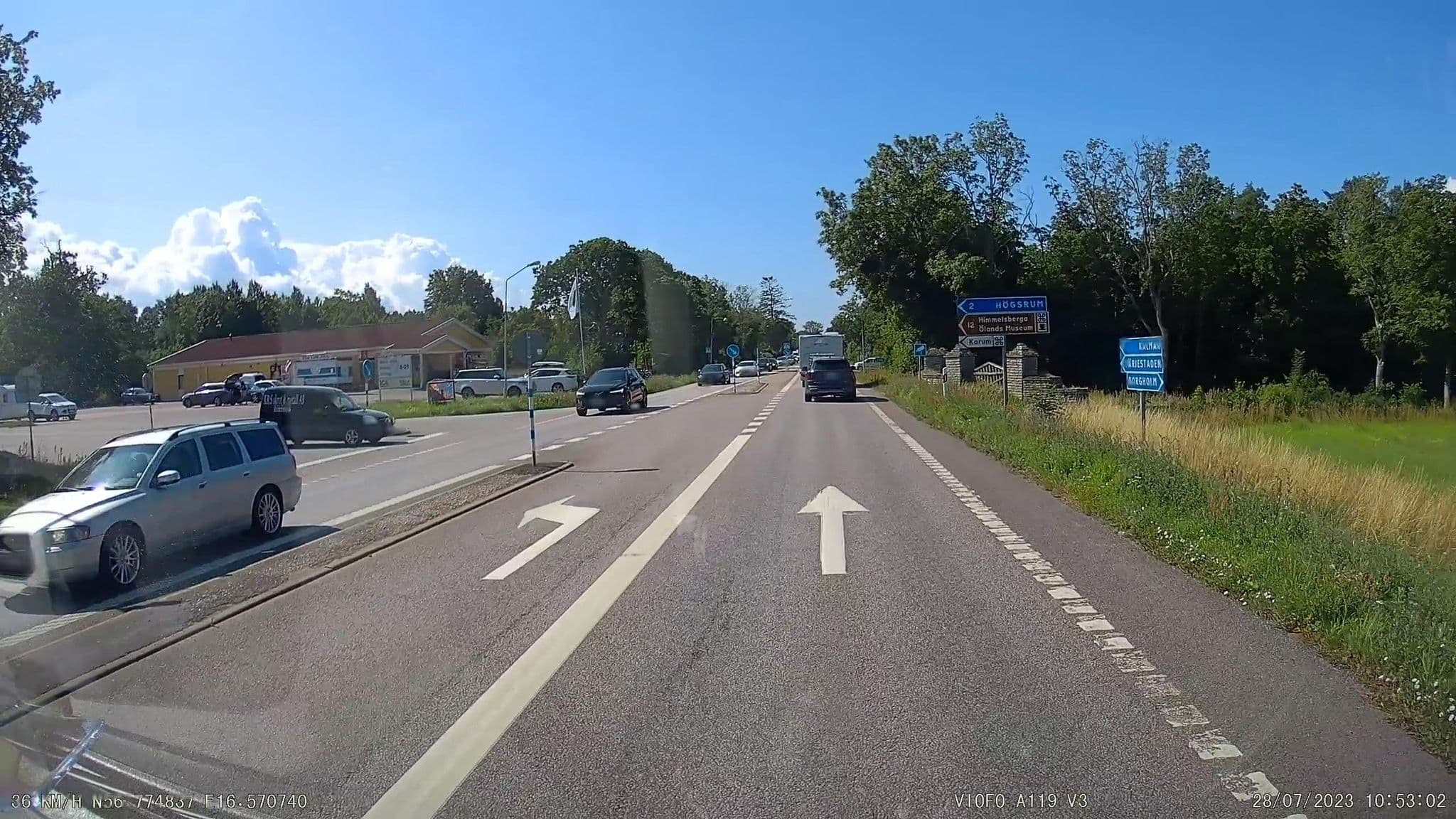 Street view near Edith & Julia Bed and Breakfast, Borgholm — © alexander2010 (CC BY-SA · Mapillary)