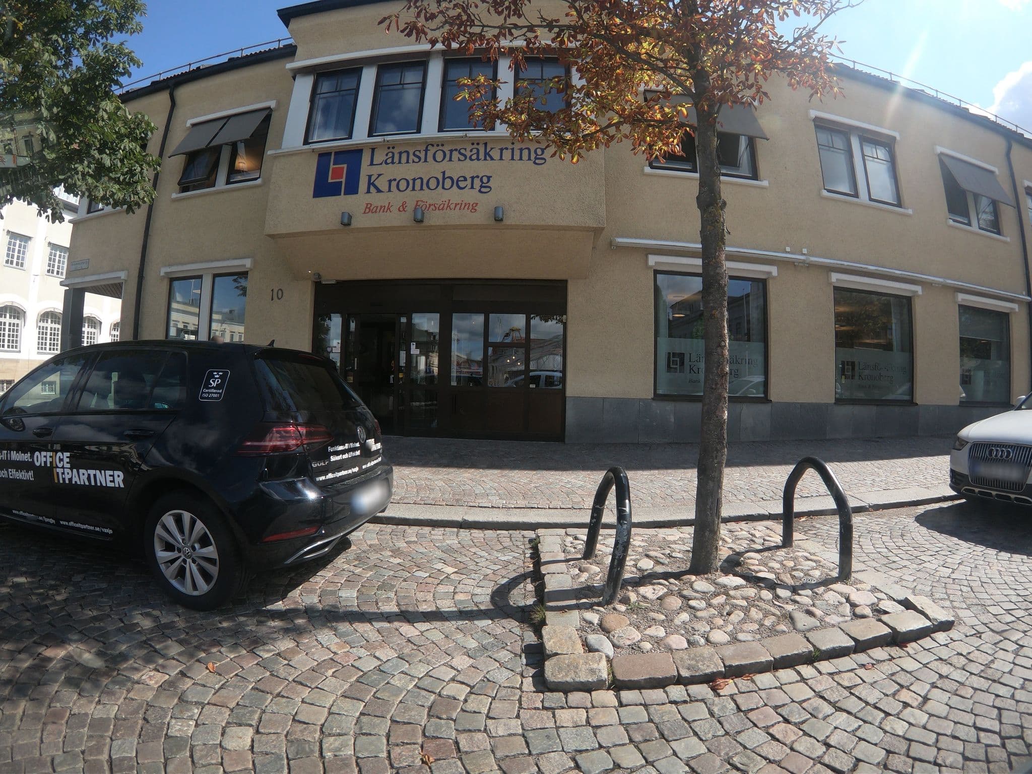 Street view near STF Vandrarhem Kronobergshed, Växjö — © krm (CC BY-SA · Mapillary)