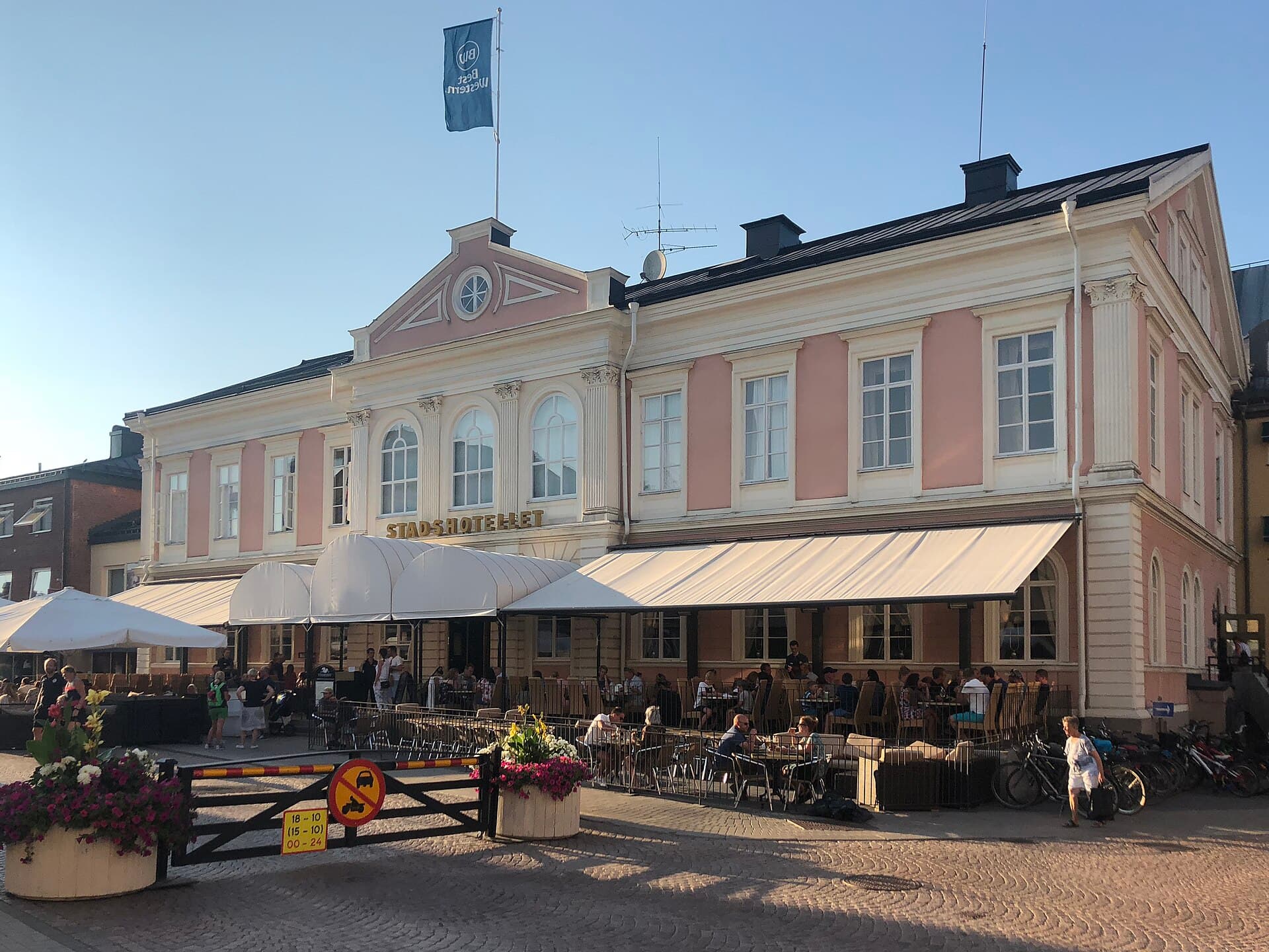 Best Western Vimmerby Stadshotell (via Wikimedia Commons, CC BY-SA 4.0)