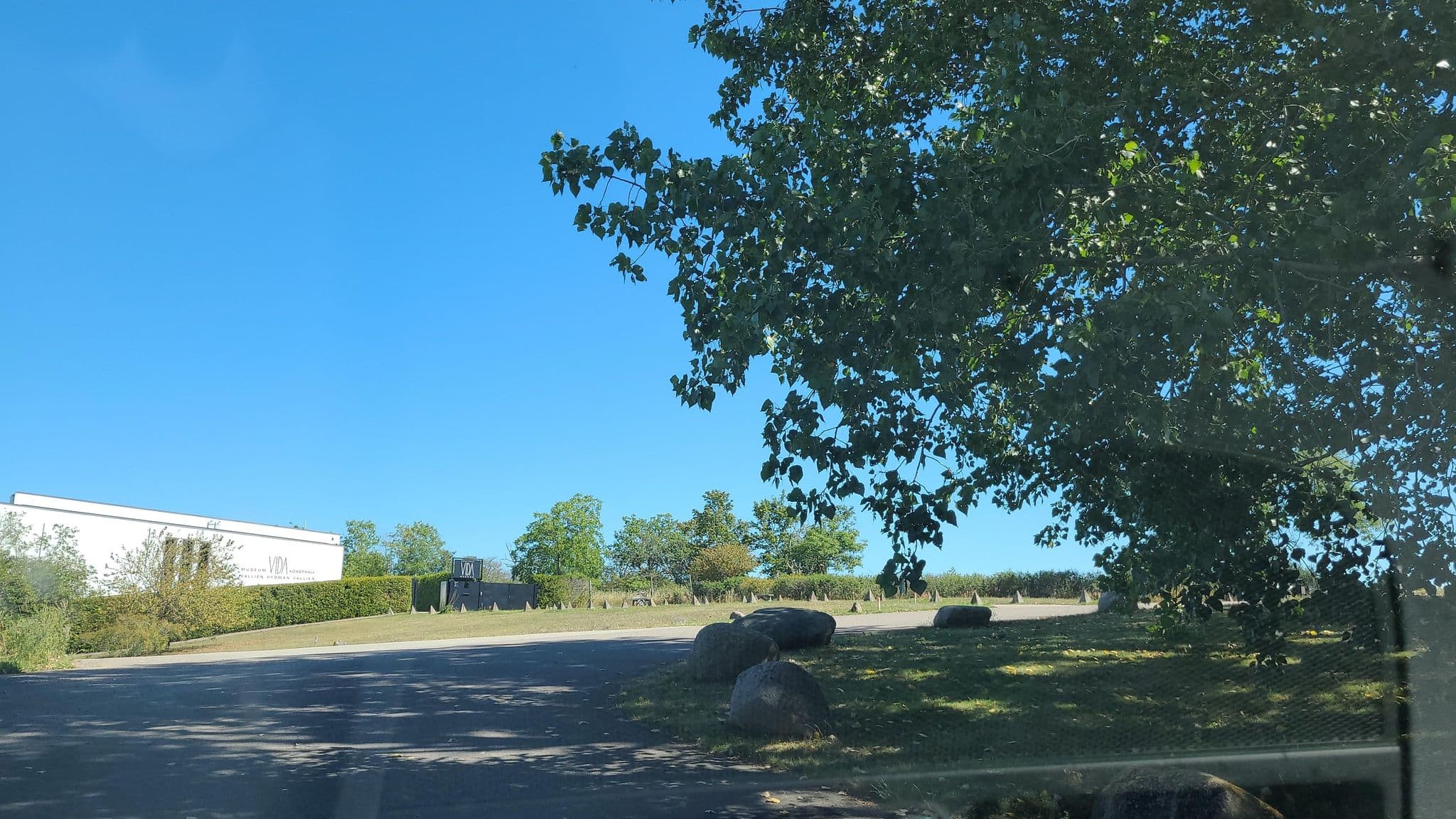 Street view near Halltorps Gästgiveri, Borgholm — © jopparn (CC BY-SA · Mapillary)