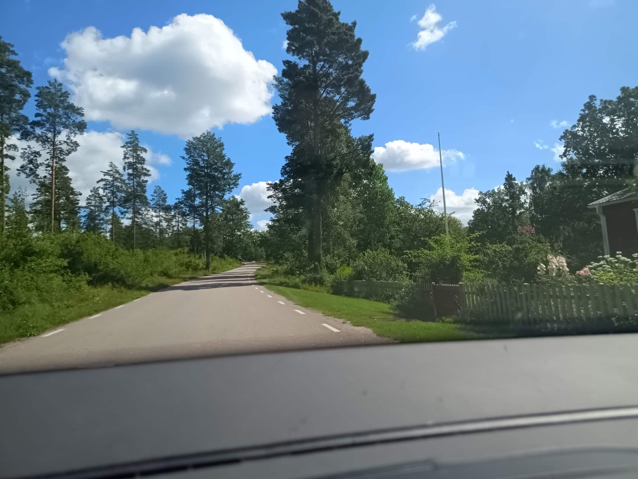 Street view near Hus Utsikten, Ankarsrum — © zuse (CC BY-SA · Mapillary)