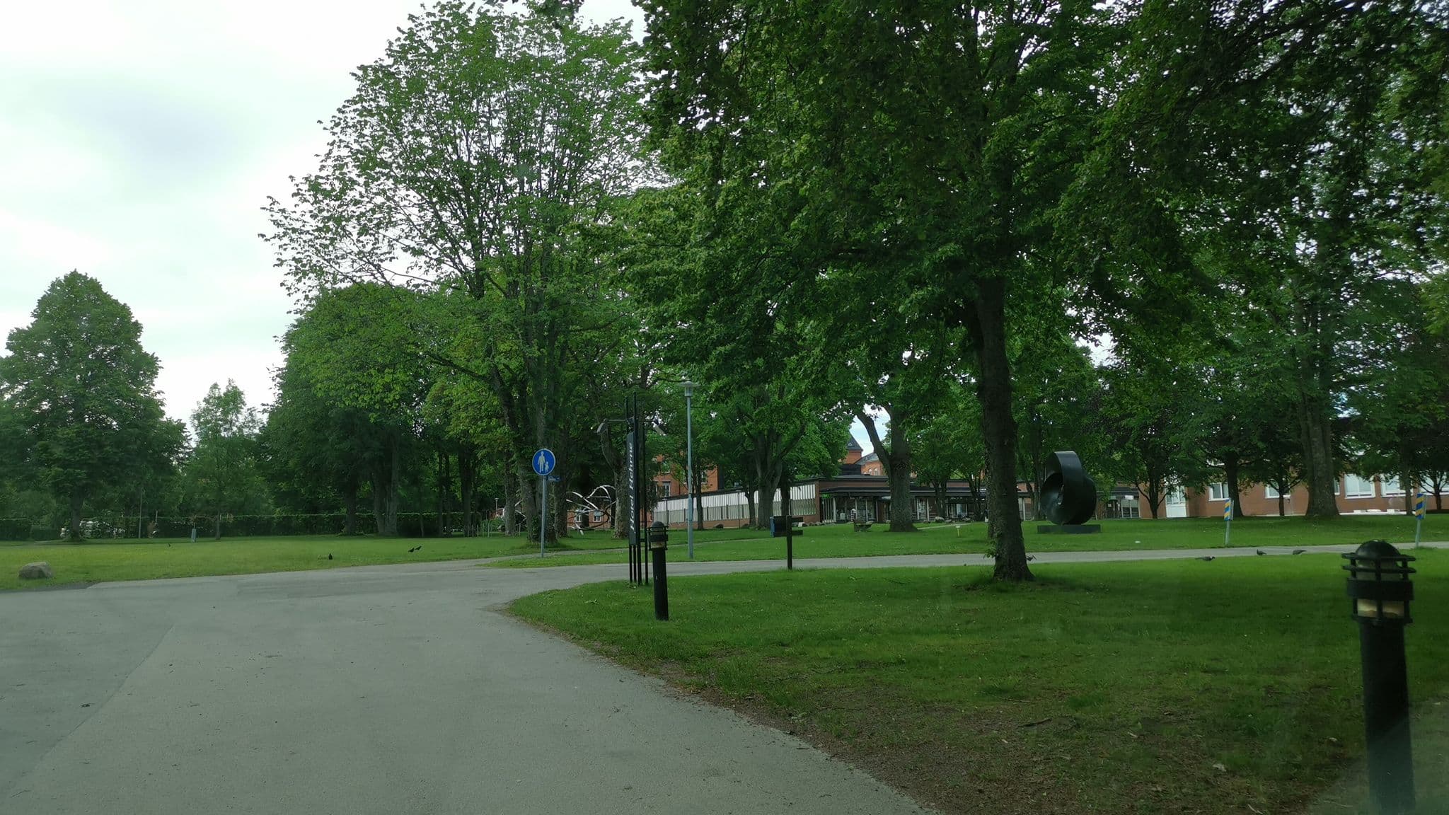 Street view near Hotell & Konferens på Restad Gård, Vargön — © dsb (CC BY-SA · Mapillary)