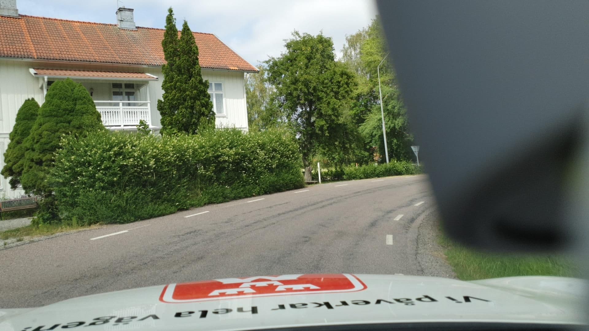 Street view near Pensionat Karlslund, Götene — © roadroid (CC BY-SA · Mapillary)
