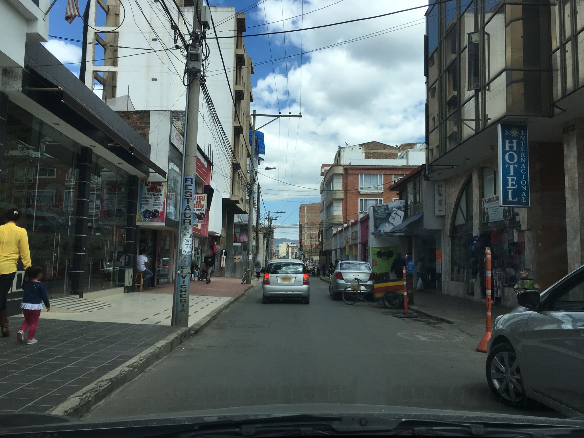 Street view near Hotel Sol Internacional, Sogamoso — © nicovargas (CC BY-SA · Mapillary)