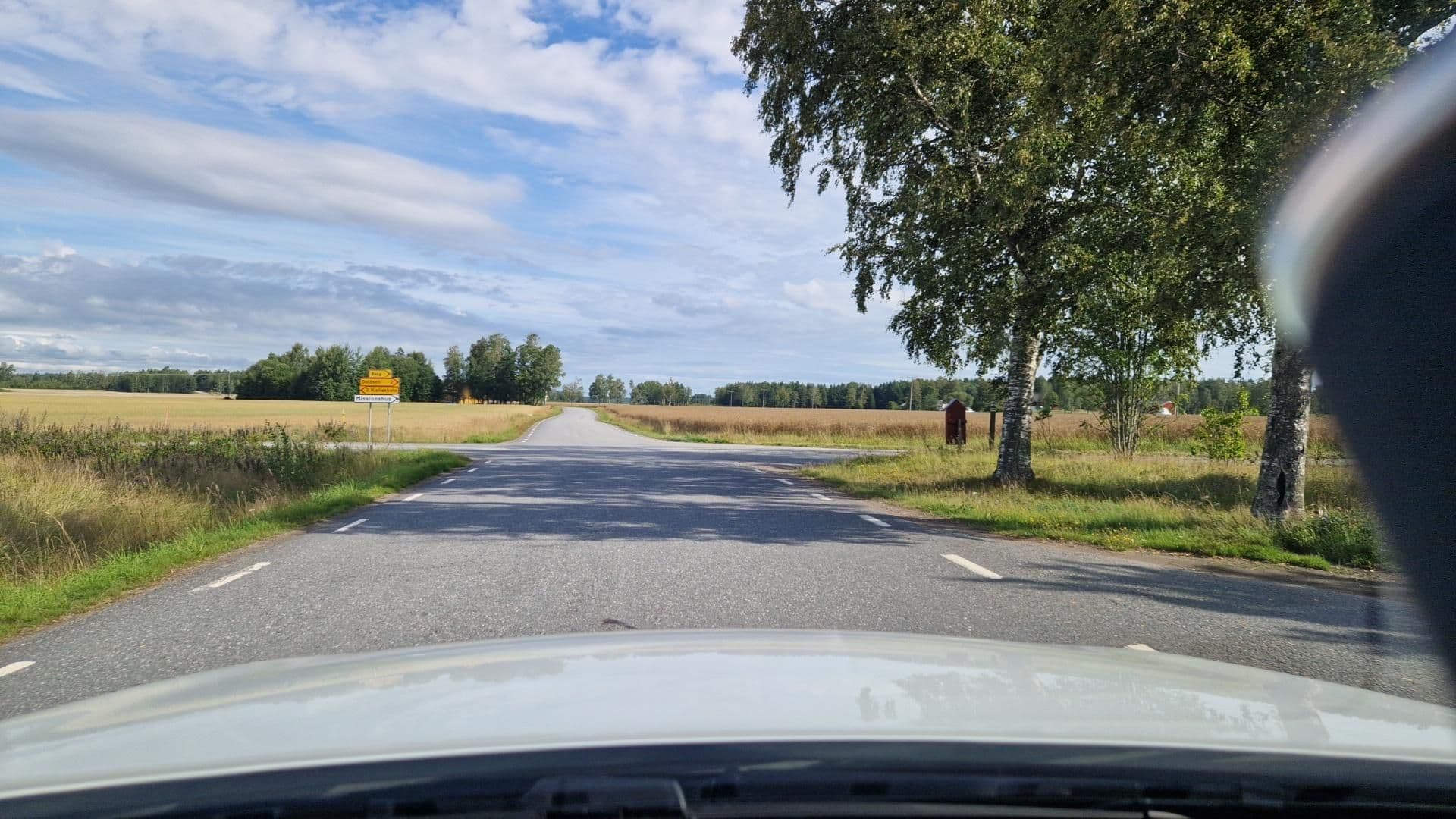 Street view near Milllesviksbo, Säffle — © roadroid (CC BY-SA · Mapillary)