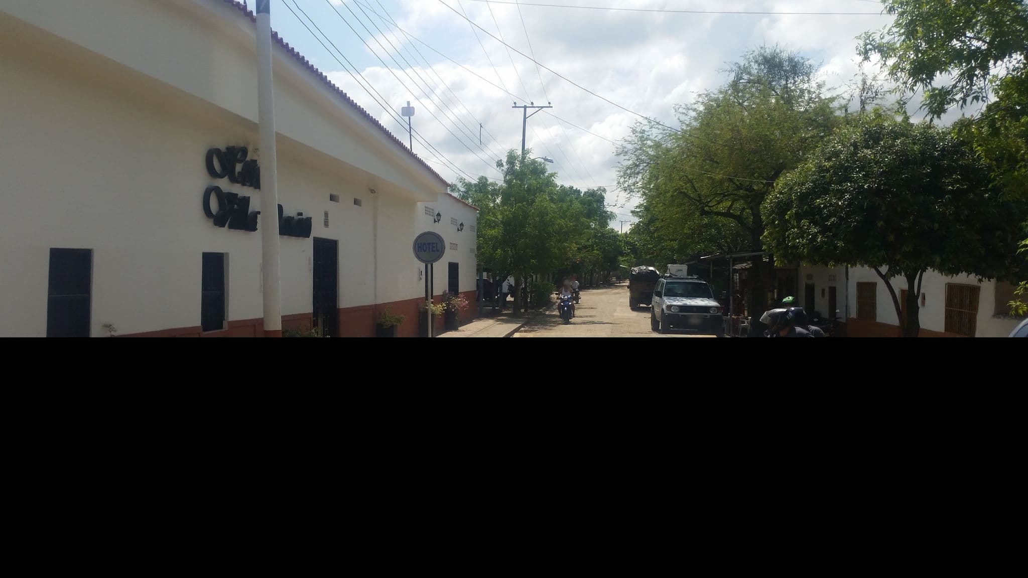 Street view near Hotel Villa Paraiso, Villavieja — © ejegg (CC BY-SA · Mapillary)