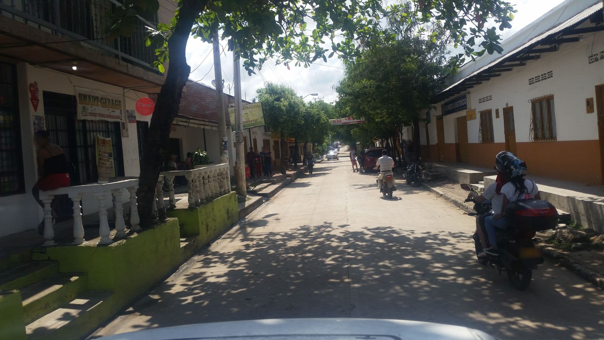 Street view near Hotel Piscina Deicer, Villavieja — © ejegg (CC BY-SA · Mapillary)