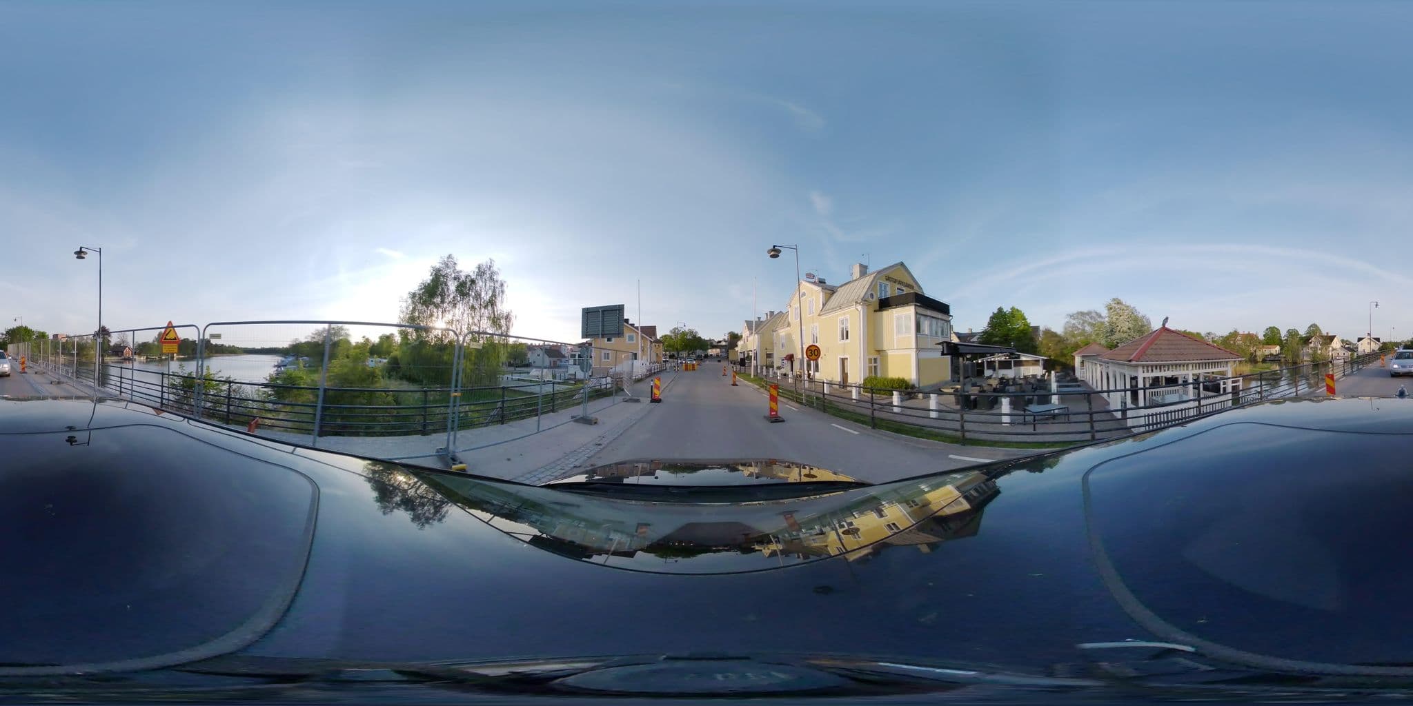 Street view near Gästgivaregården Borensberg, Borensberg — © bruno360 (CC BY-SA · Mapillary)