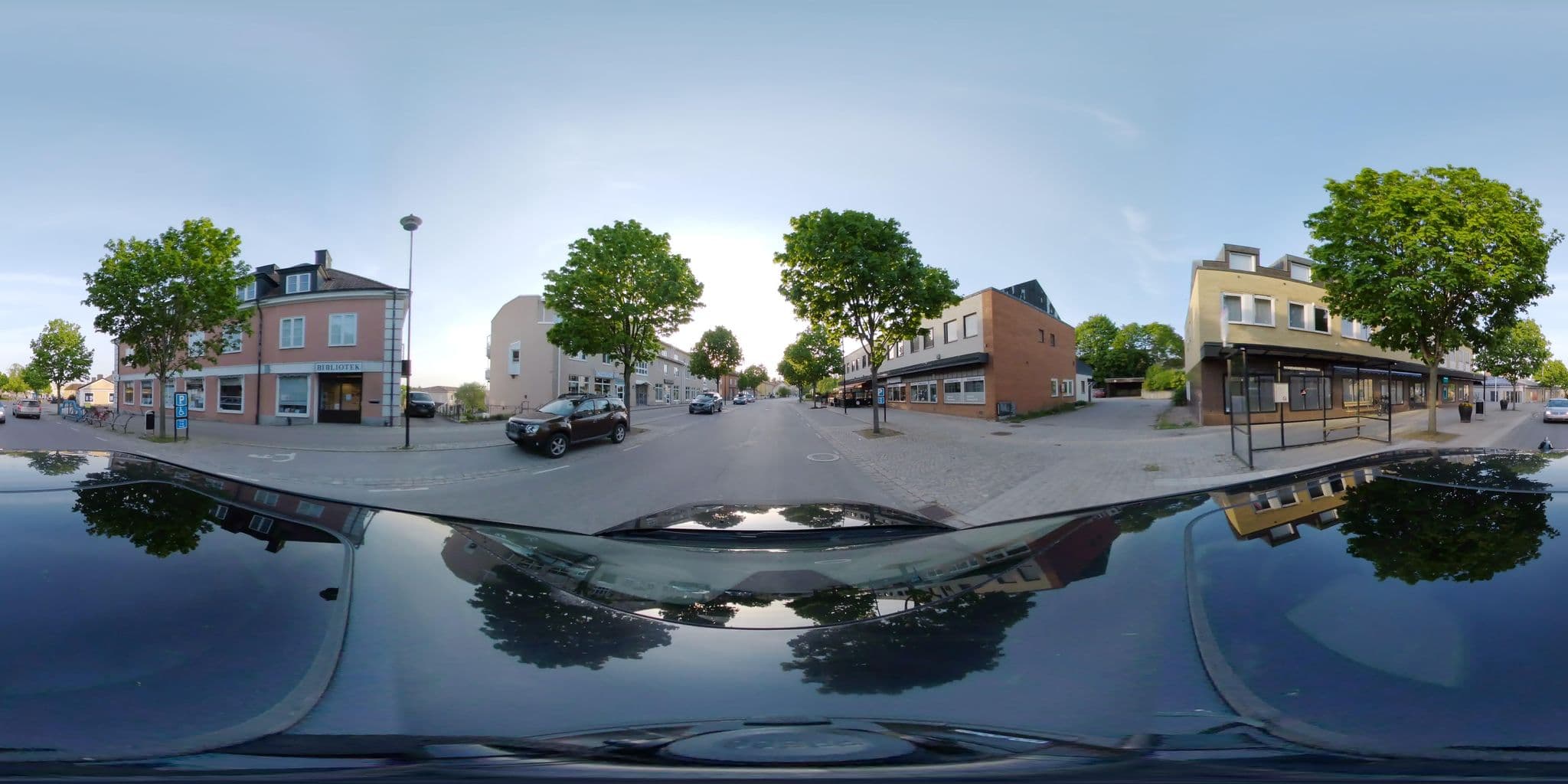 Street view near Göta Travel Center, Borensberg — © bruno360 (CC BY-SA · Mapillary)