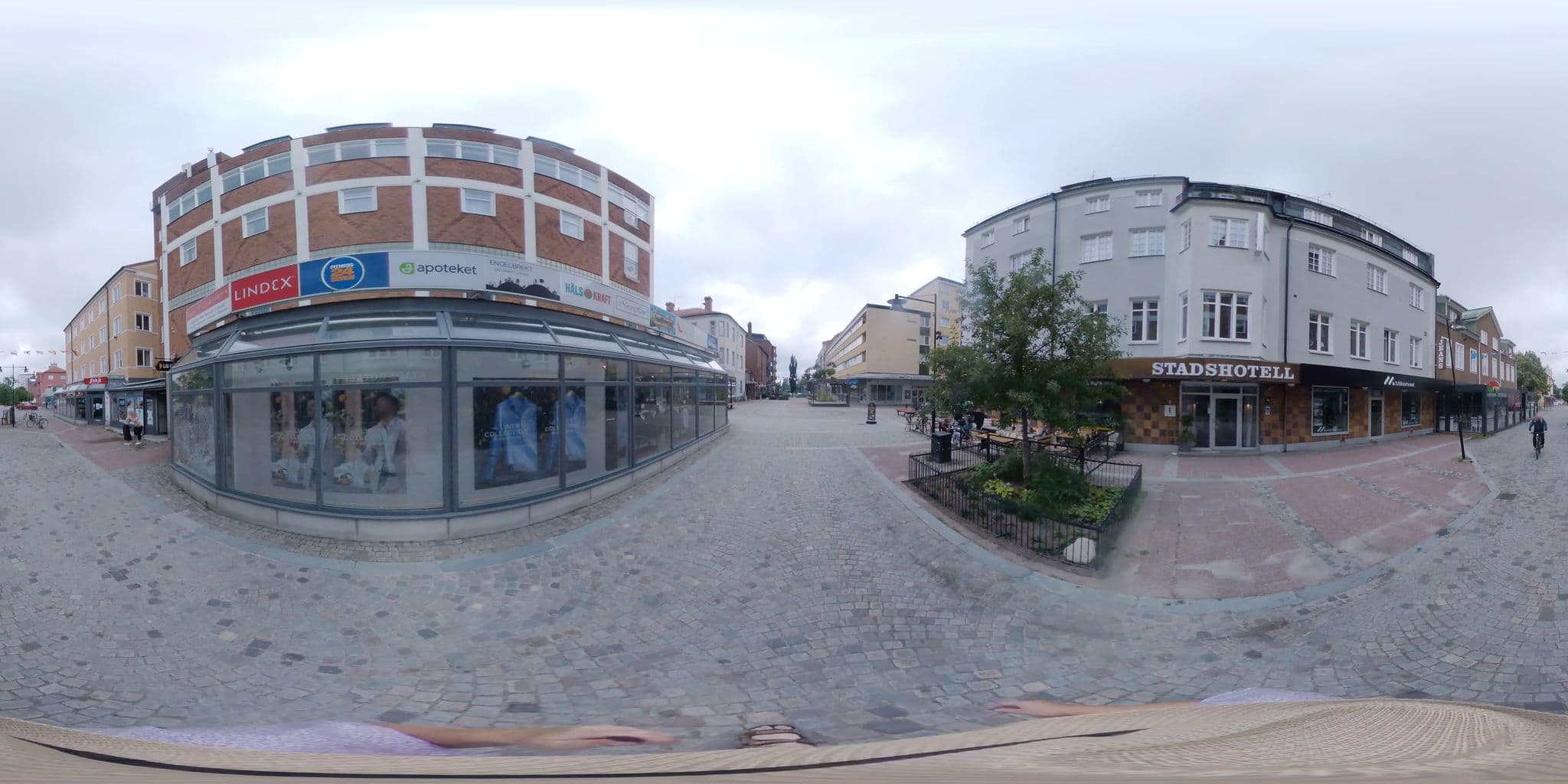 Street view near Ludvika Stadshotell, Ludvika — © bruno360 (CC BY-SA · Mapillary)