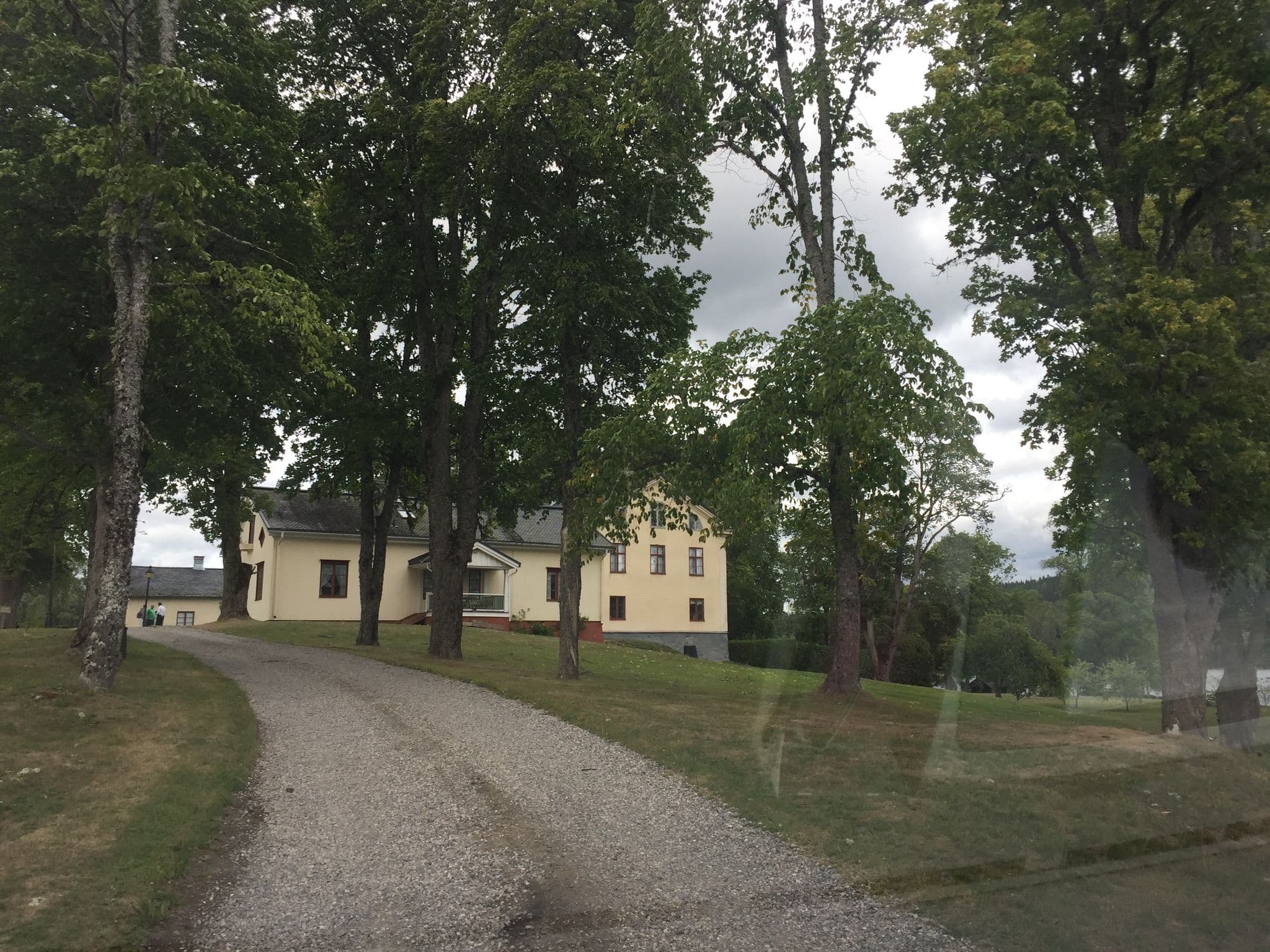 Street view near Saxå Herrgård, Hällefors — © valteris (CC BY-SA · Mapillary)