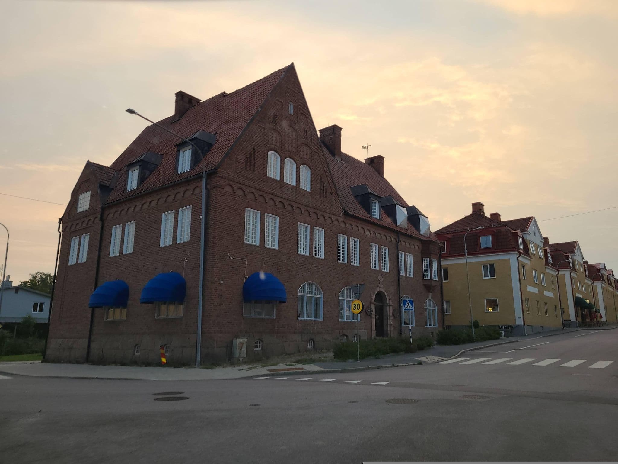 Street view near Götis Hotell & Restaurang, Fagersta — © jopparn2 (CC BY-SA · Mapillary)