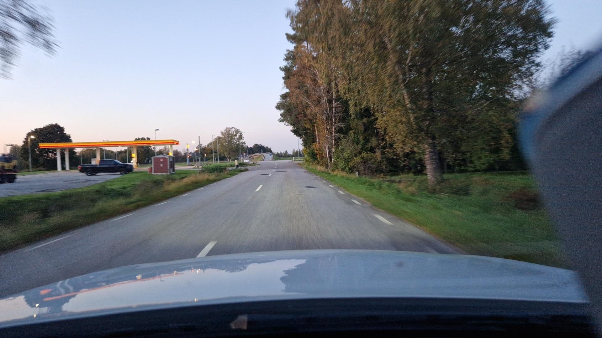 Street view near Bäcks Bed & Breakfast, Vintrosa — © roadroid (CC BY-SA · Mapillary)