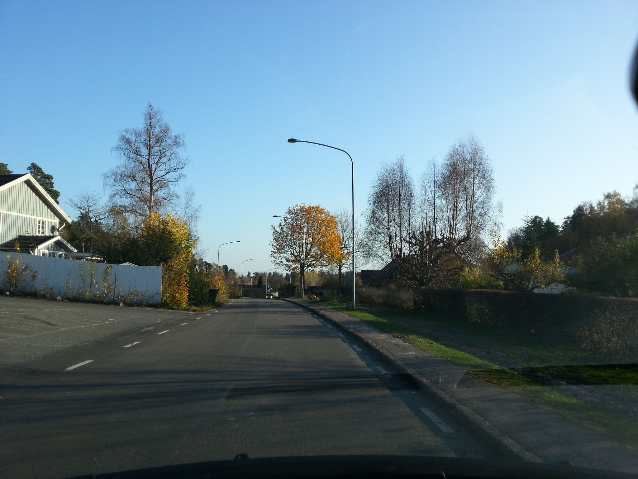 Street view near Skogsvikens Hotell och Pensionat, Krokek — © ralphw (CC BY-SA · Mapillary)