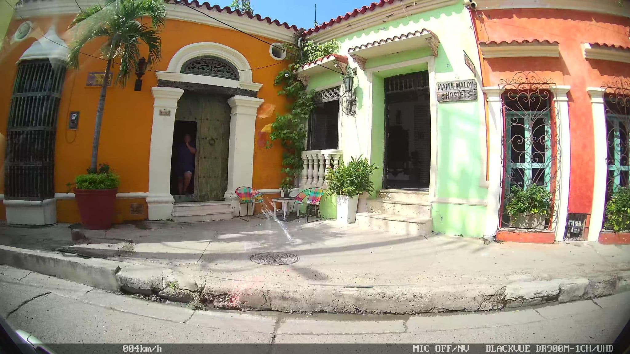 Street view near Casa Mamá Waldy, Cartagena — © kaart_2 (CC BY-SA · Mapillary)