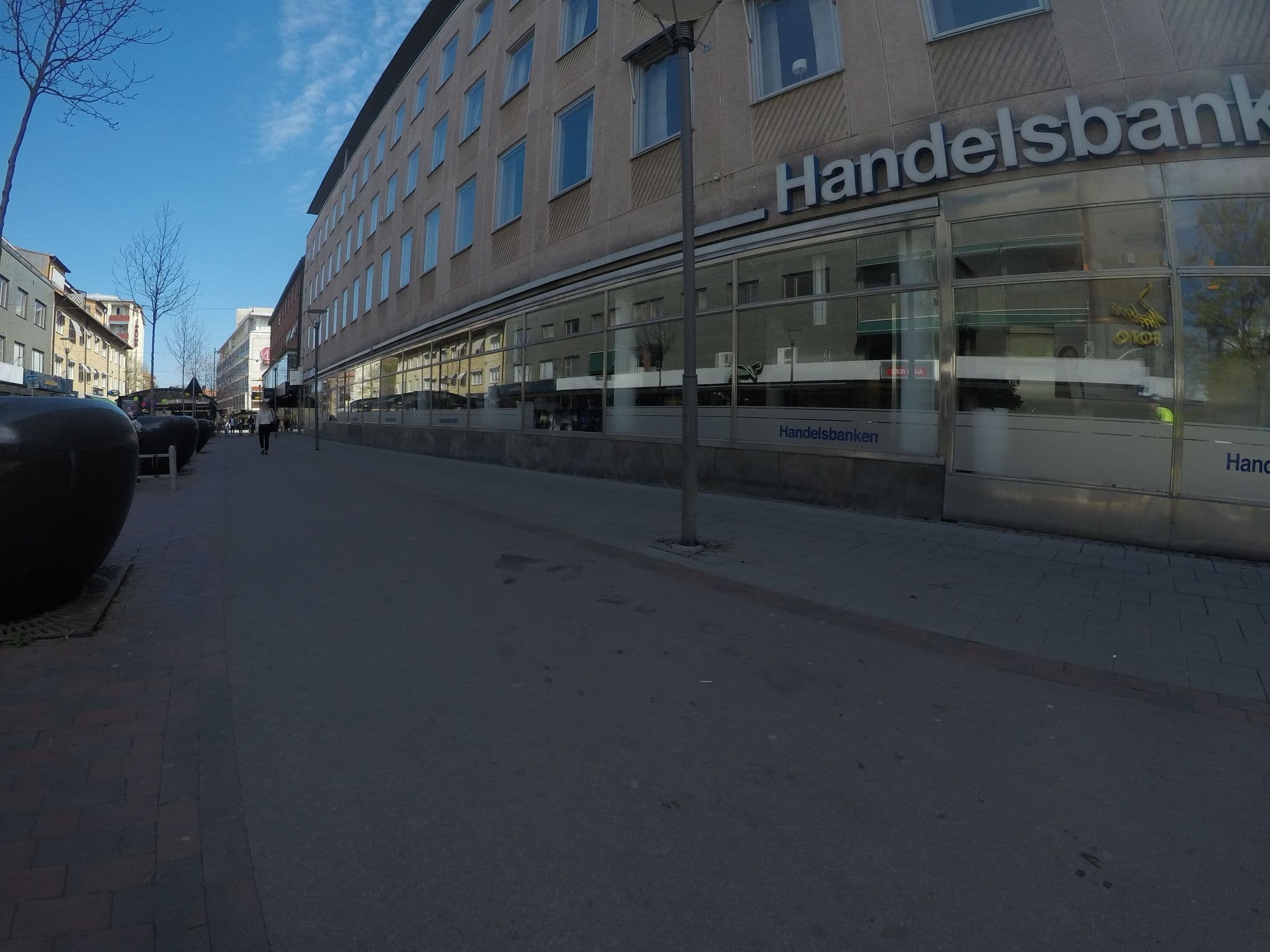Street view near Hotell Västerås, Västerås — © msamme (CC BY-SA · Mapillary)