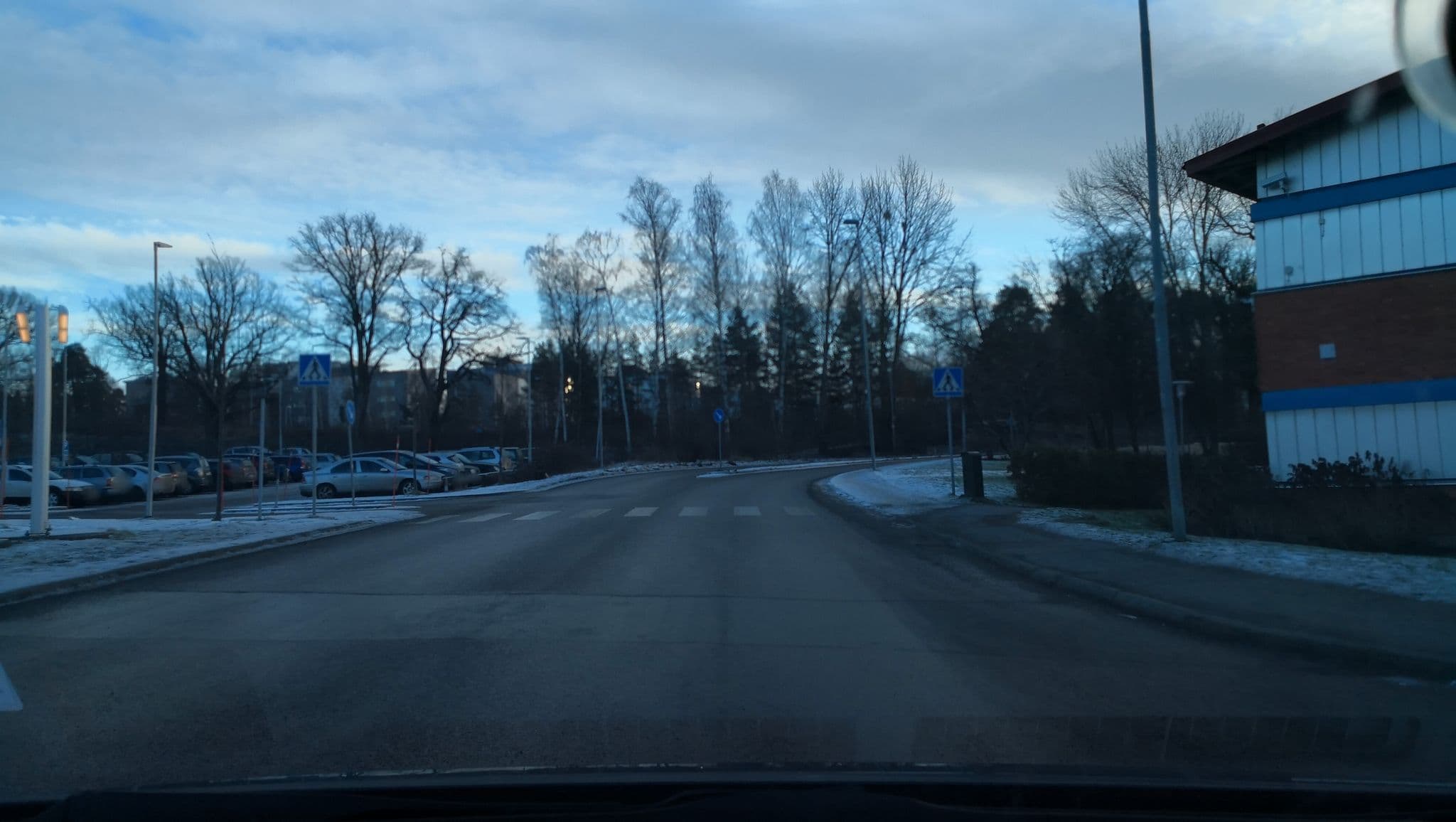 Street view near Hotell Klipper, Västerås — © pjano (CC BY-SA · Mapillary)