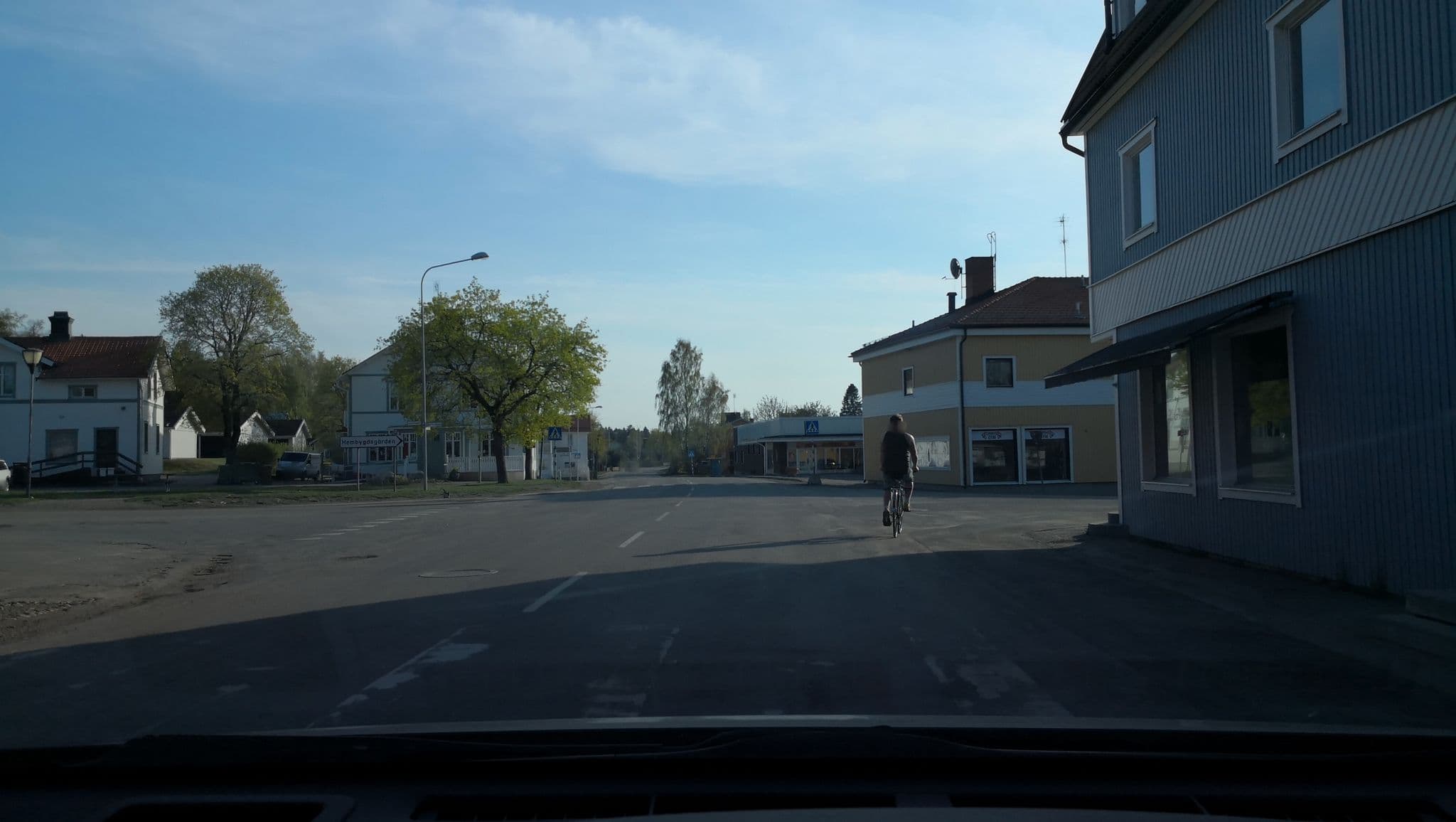 Street view near Upplands Turf, Tärnsjö — © pjano (CC BY-SA · Mapillary)
