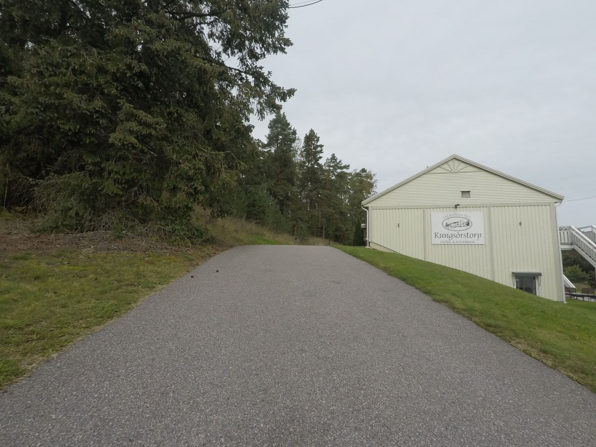 Street view near Kungsörstorp, Kungsör — © msamme (CC BY-SA · Mapillary)