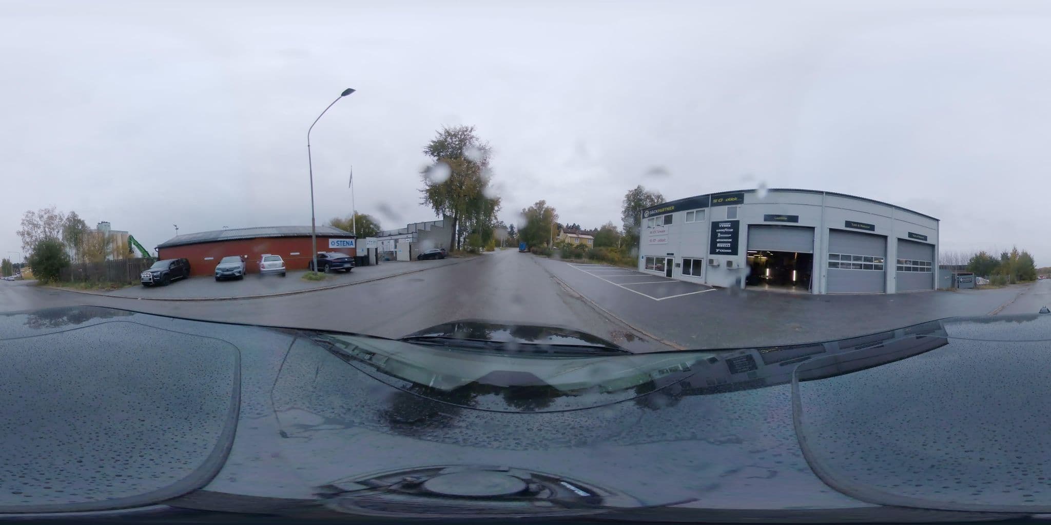 Street view near Mölnbotvätten, Södertälje — © bruno360 (CC BY-SA · Mapillary)